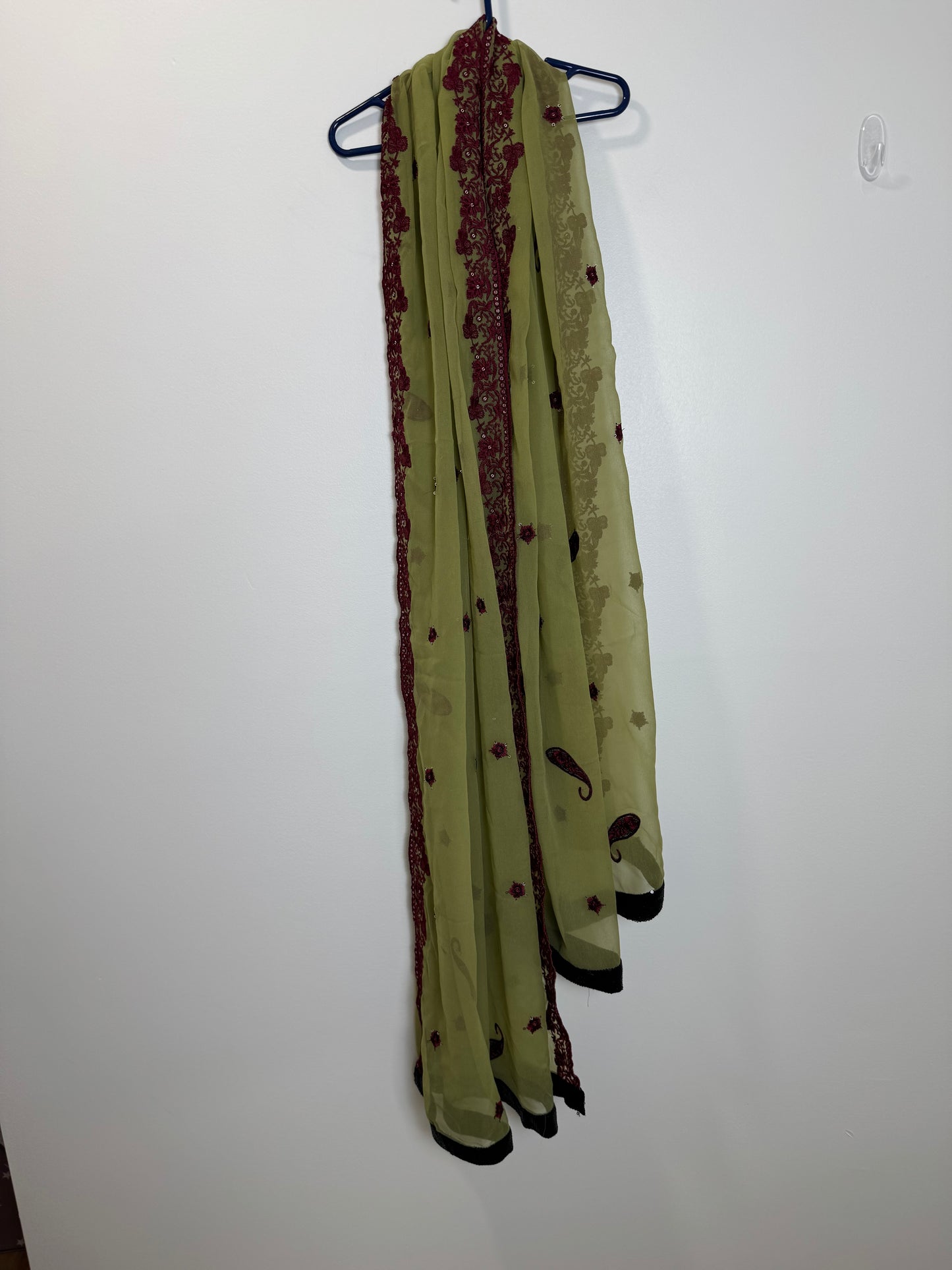 Green Maroon - 42