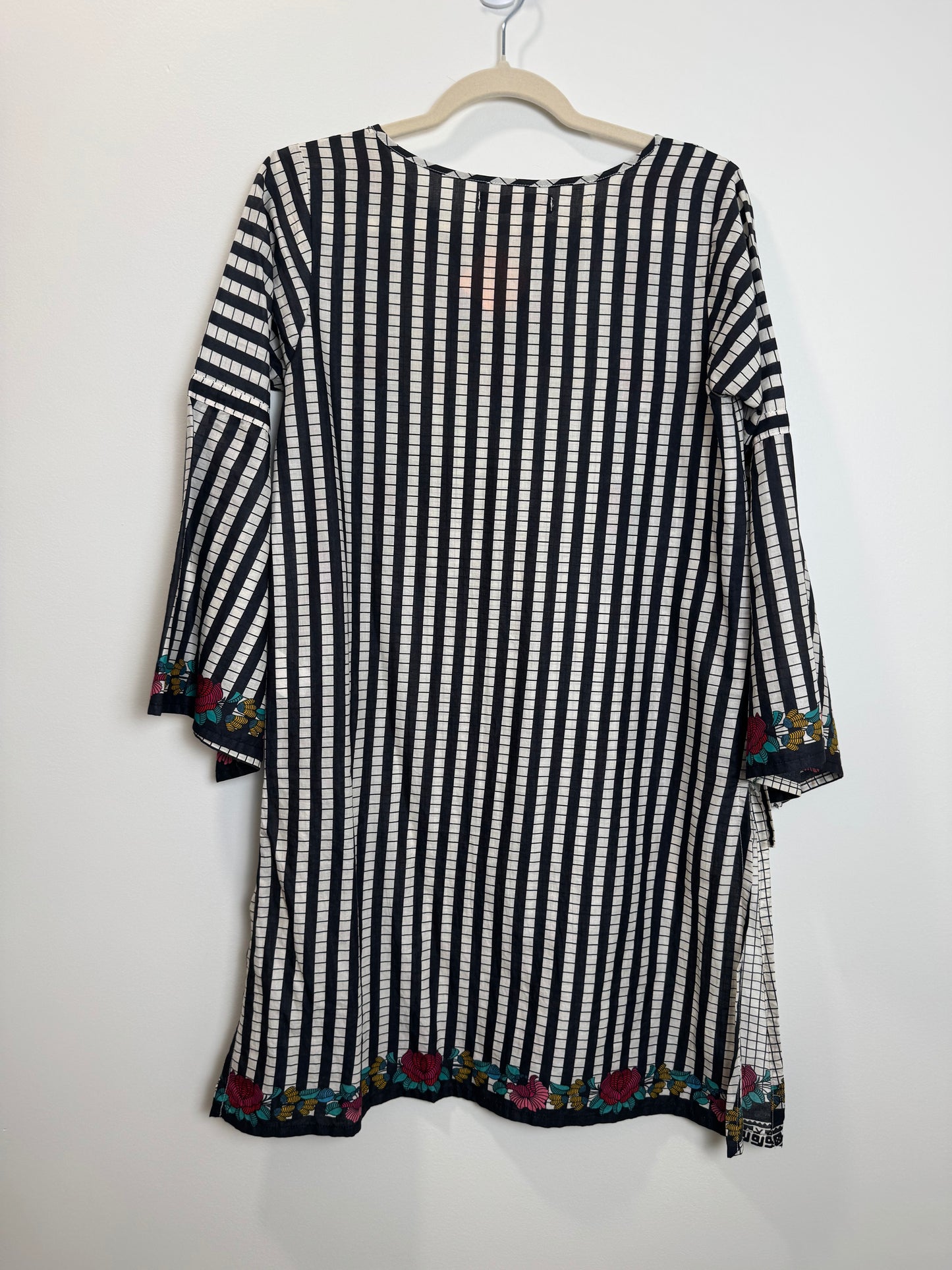 White Black Floral Print Kurta - 36