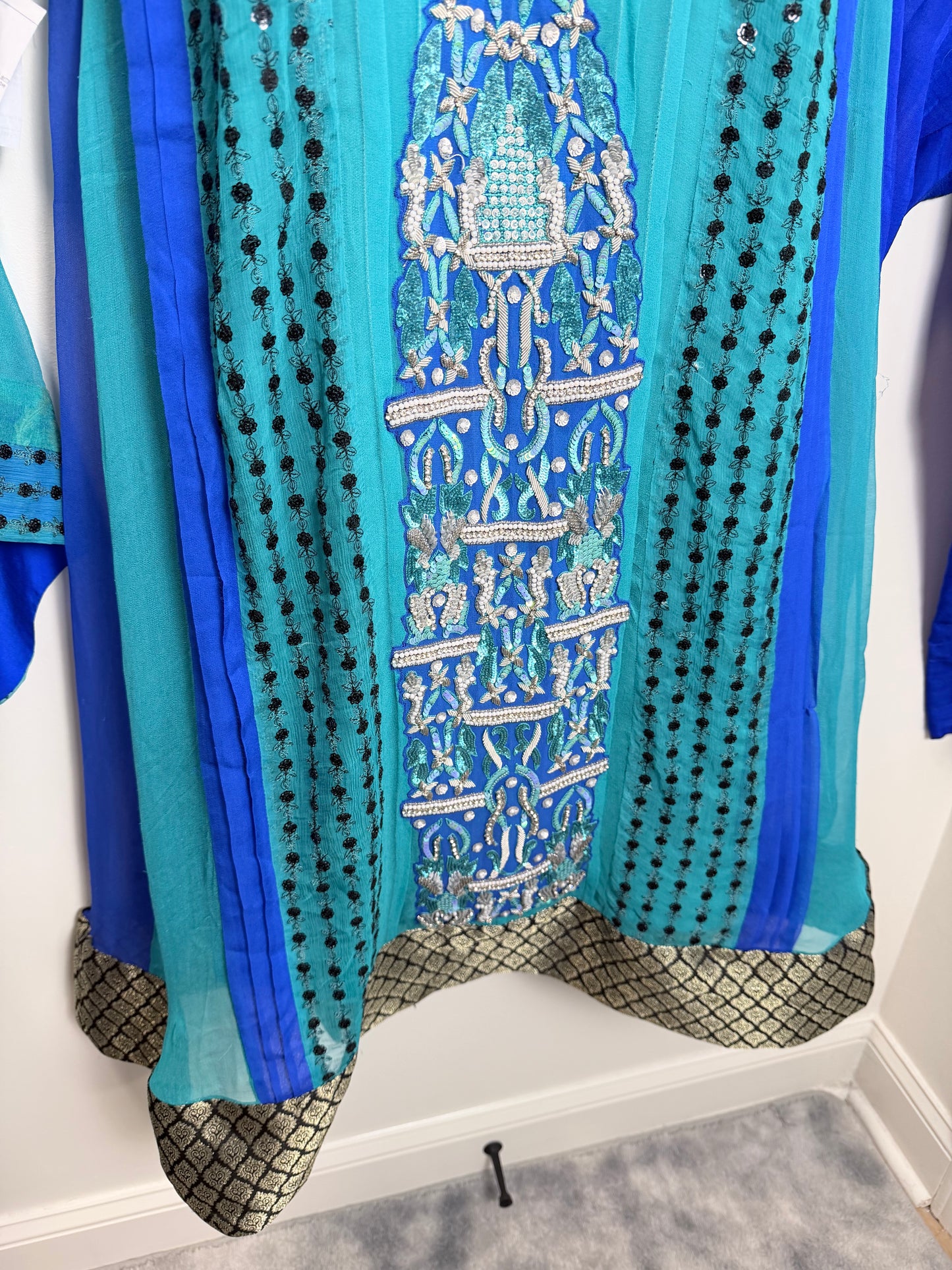 Blue Teal - size 40