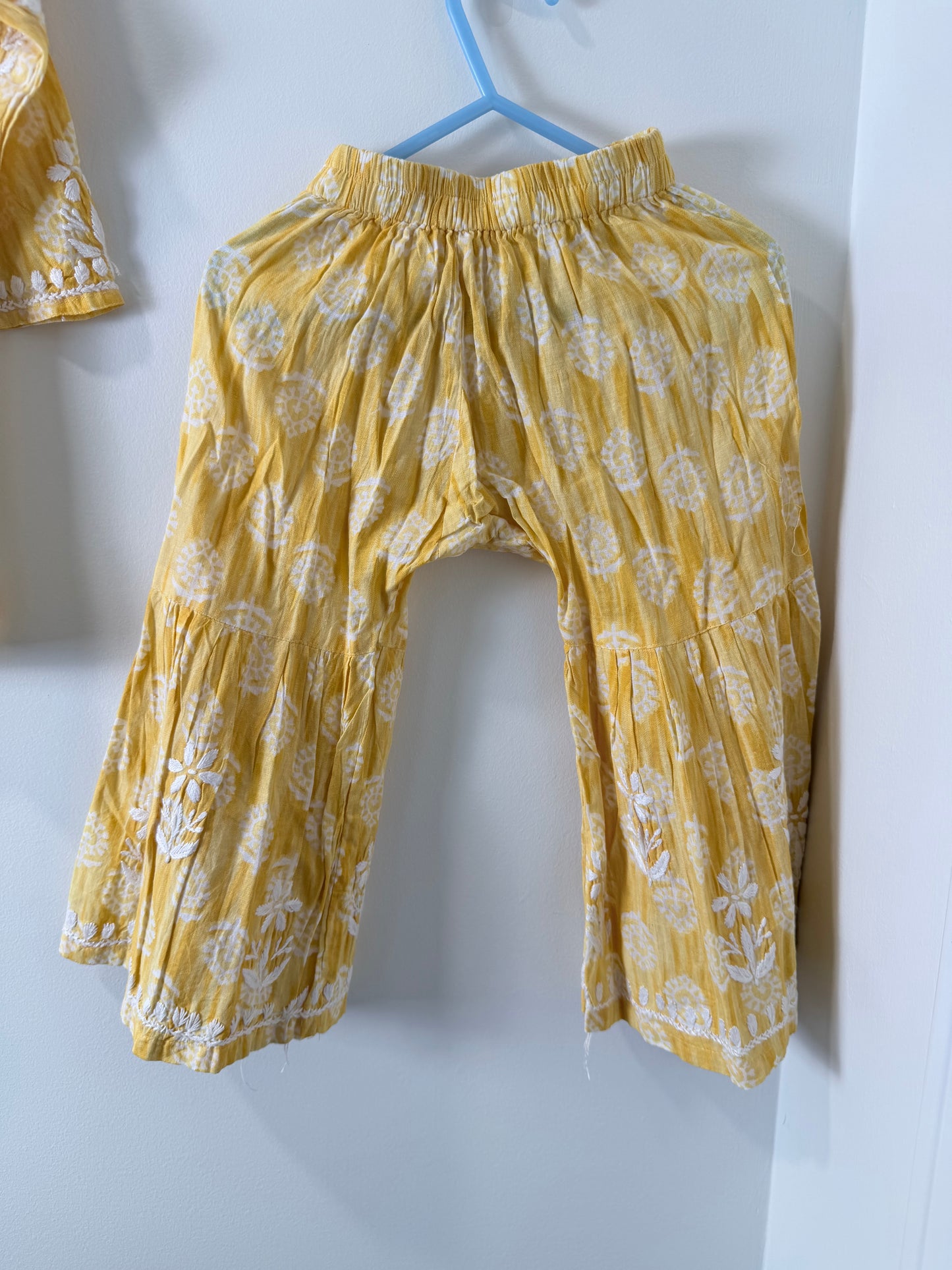 New Yellow White - Kids Size 18