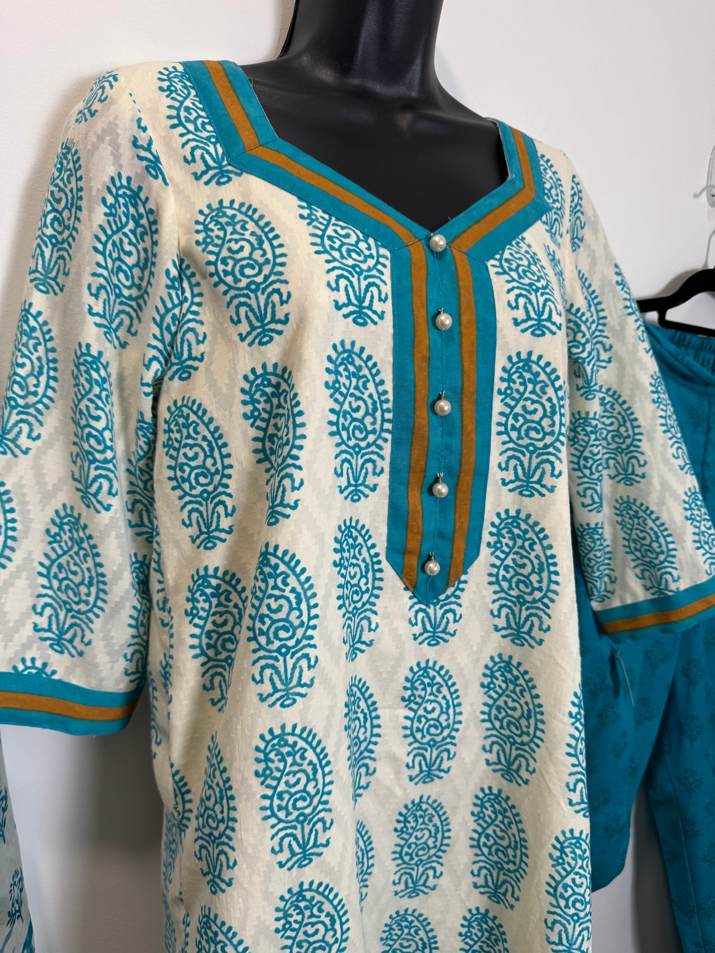 White Blue - 36
