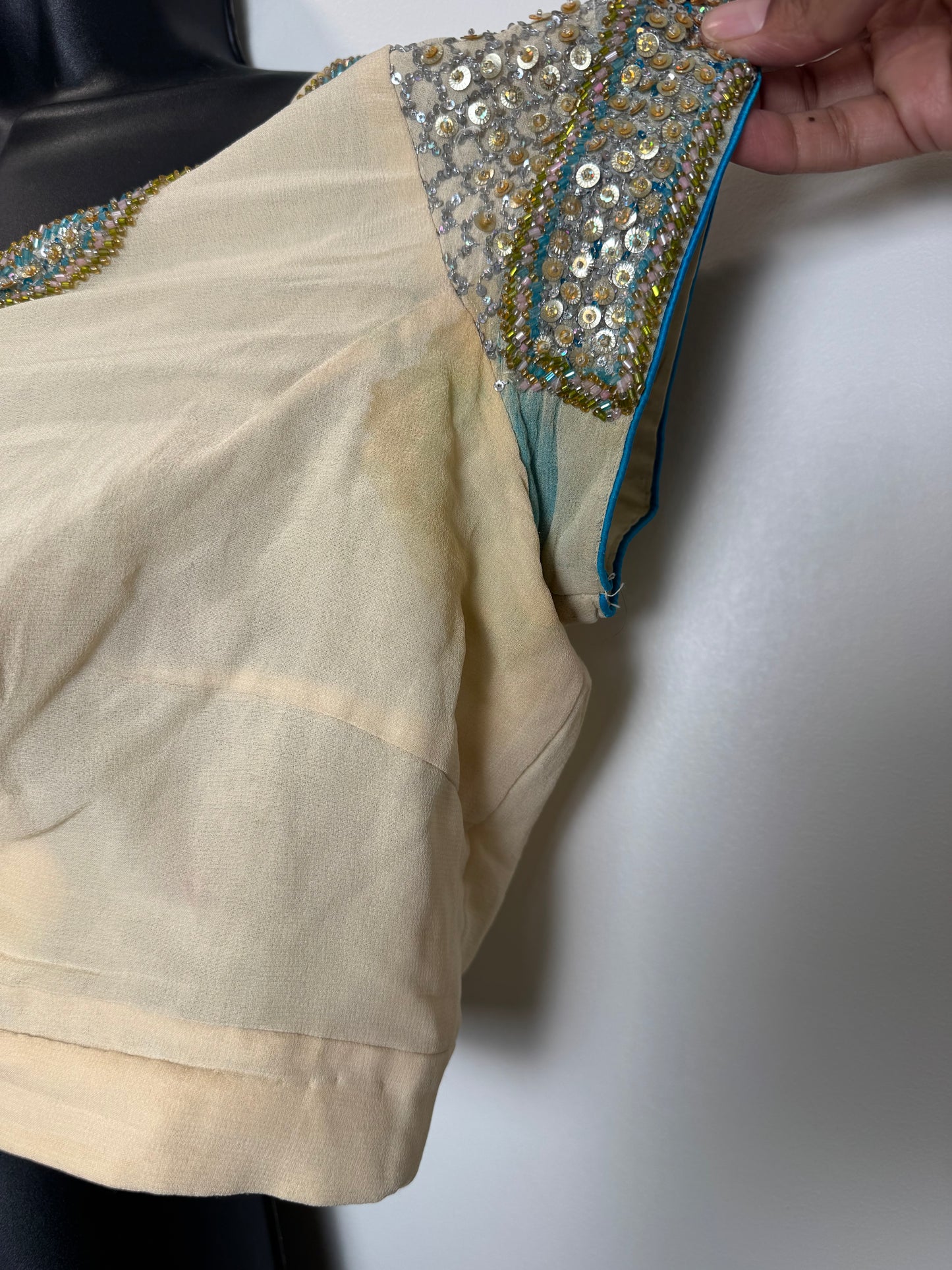 Beige Sequin Blouse - 42