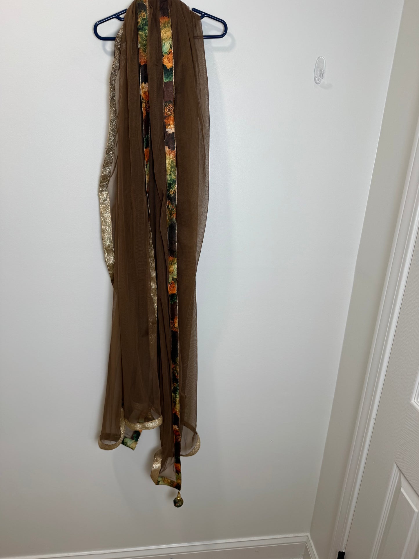 Gold Brown Floral - 36