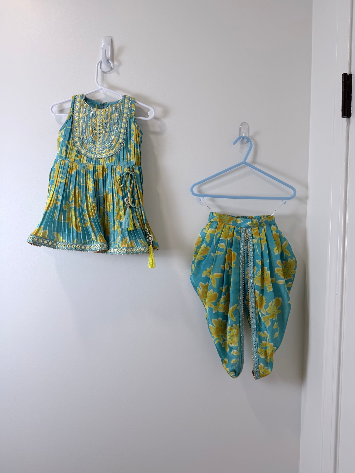 Teal Yellow - Kids Size 18