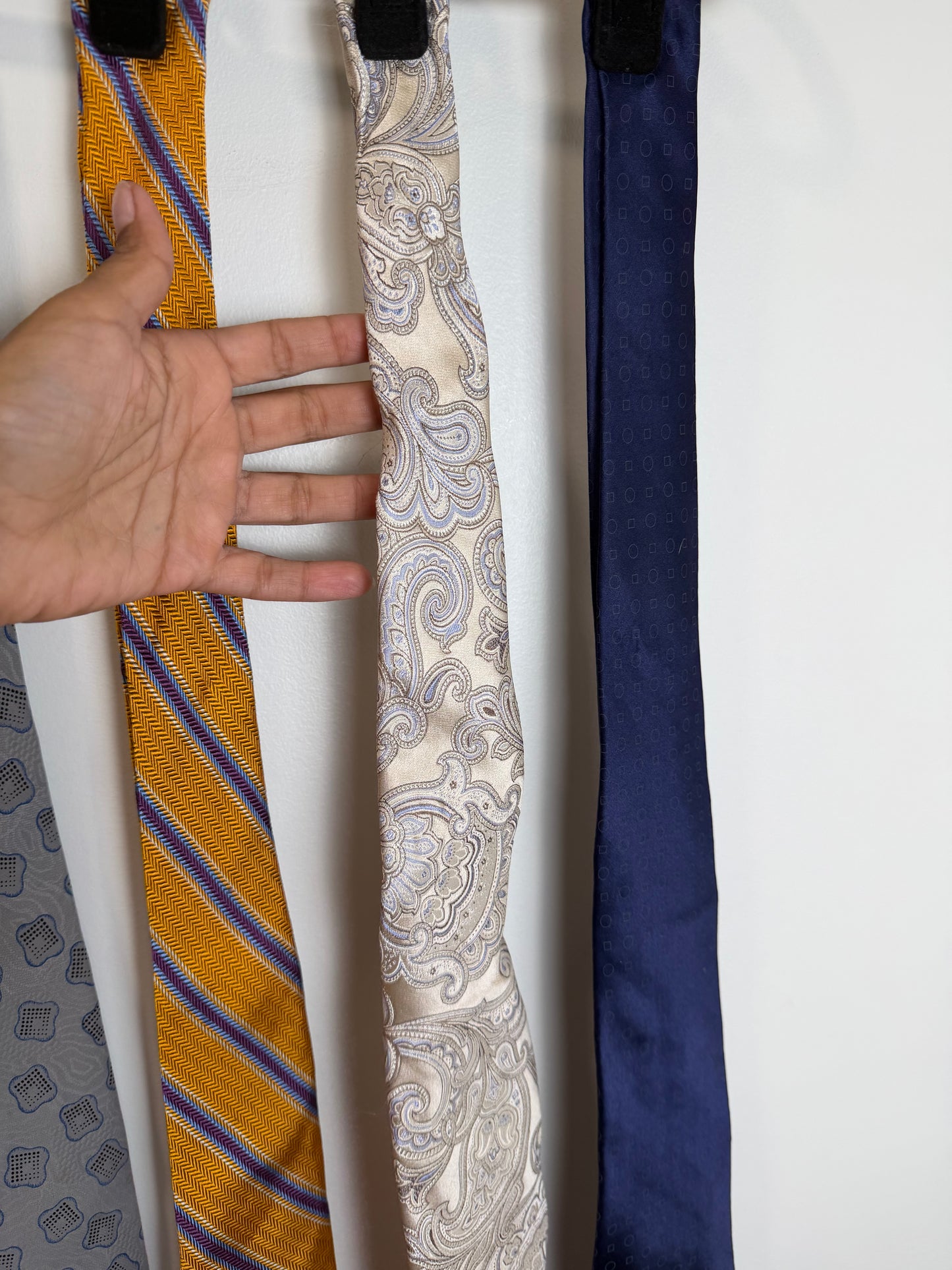 Vintage Designer Men’s Tie Lot of 5 – DKNY, Ike Behar, Robert Talbott, Brandini & Stockton
