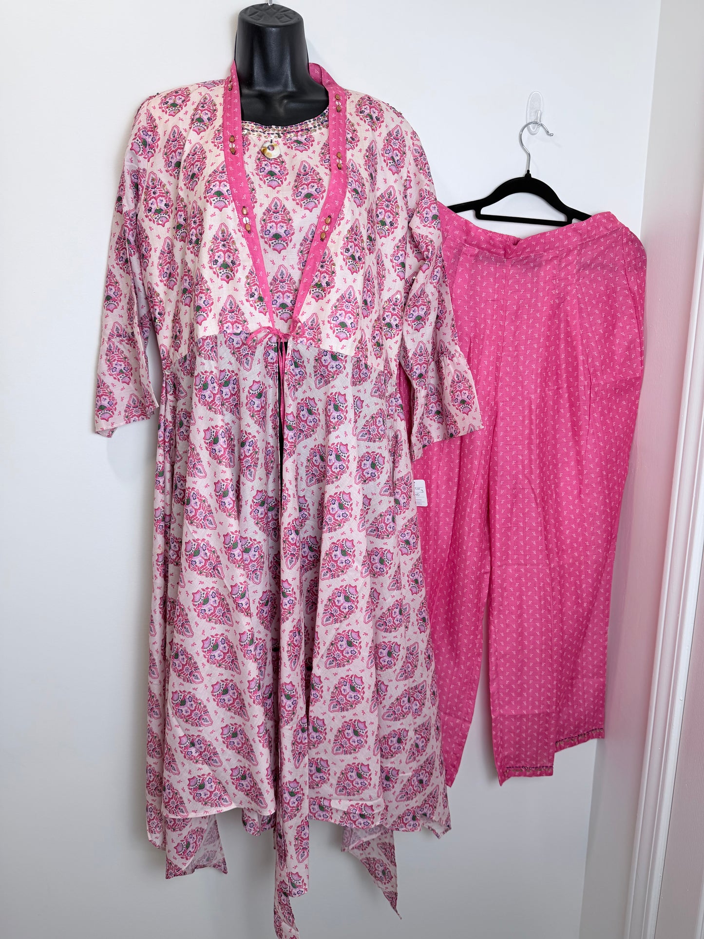 Pink White - Size 40
