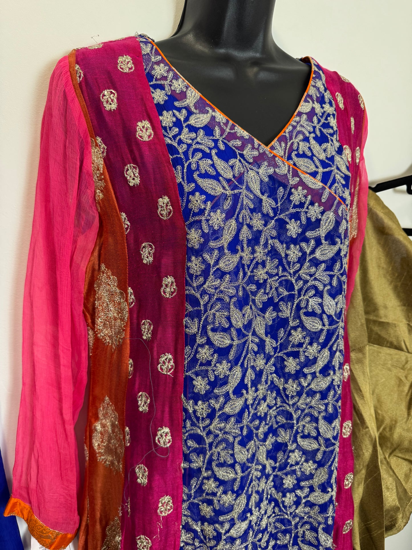 Pink Blue Gold - 38