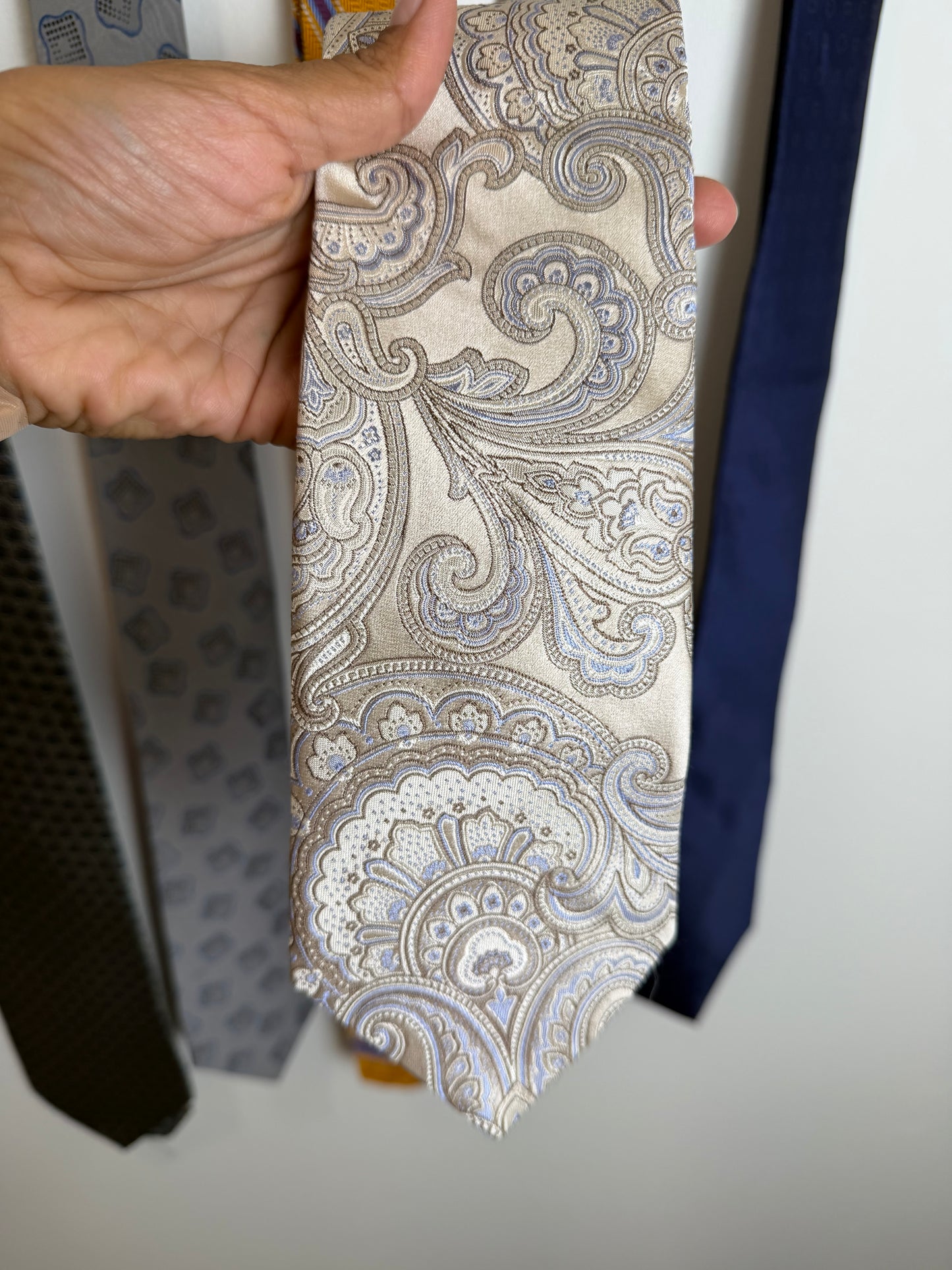 Vintage Designer Men’s Tie Lot of 5 – DKNY, Ike Behar, Robert Talbott, Brandini & Stockton