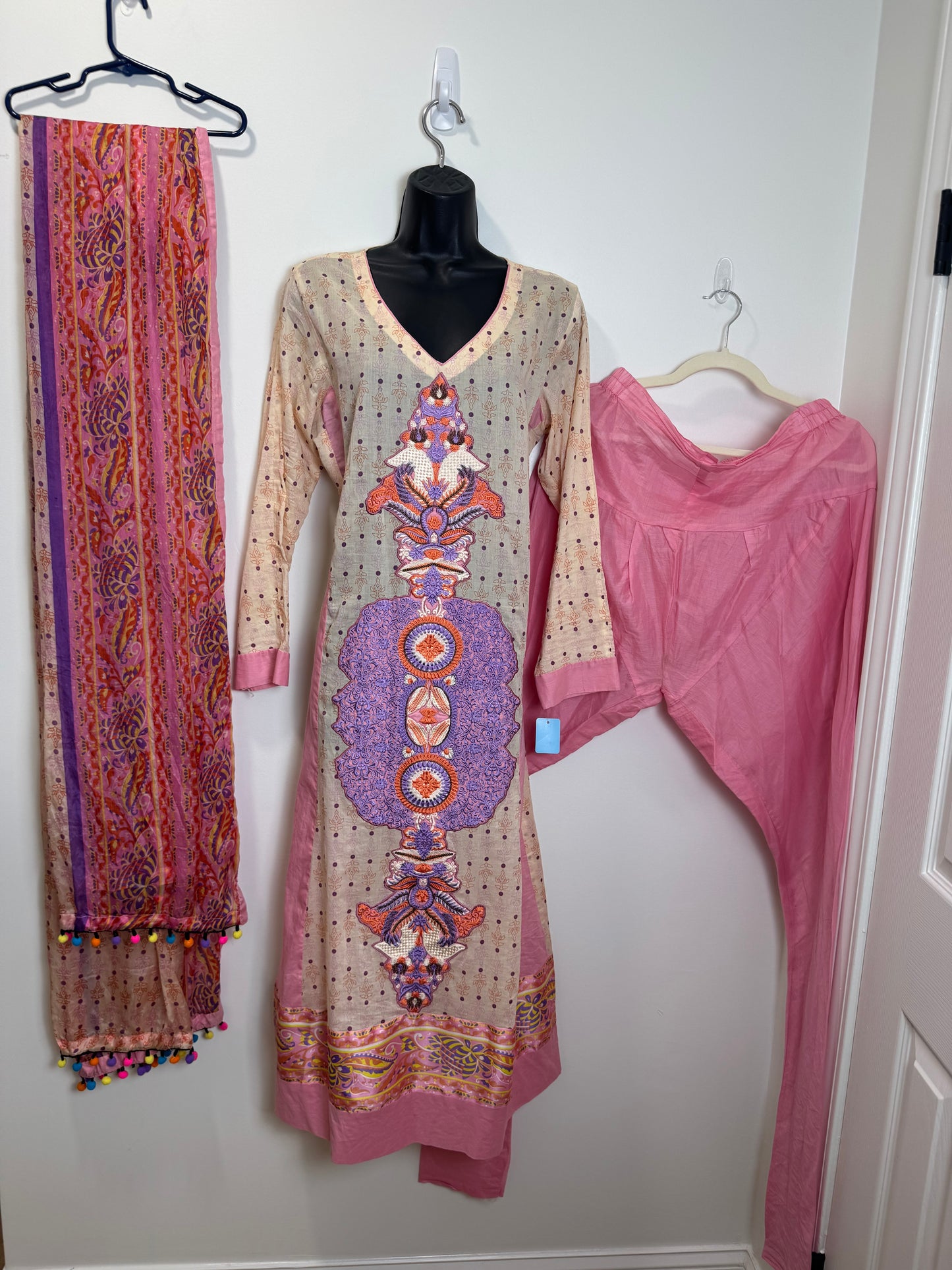 Beige Pink Purple - 44