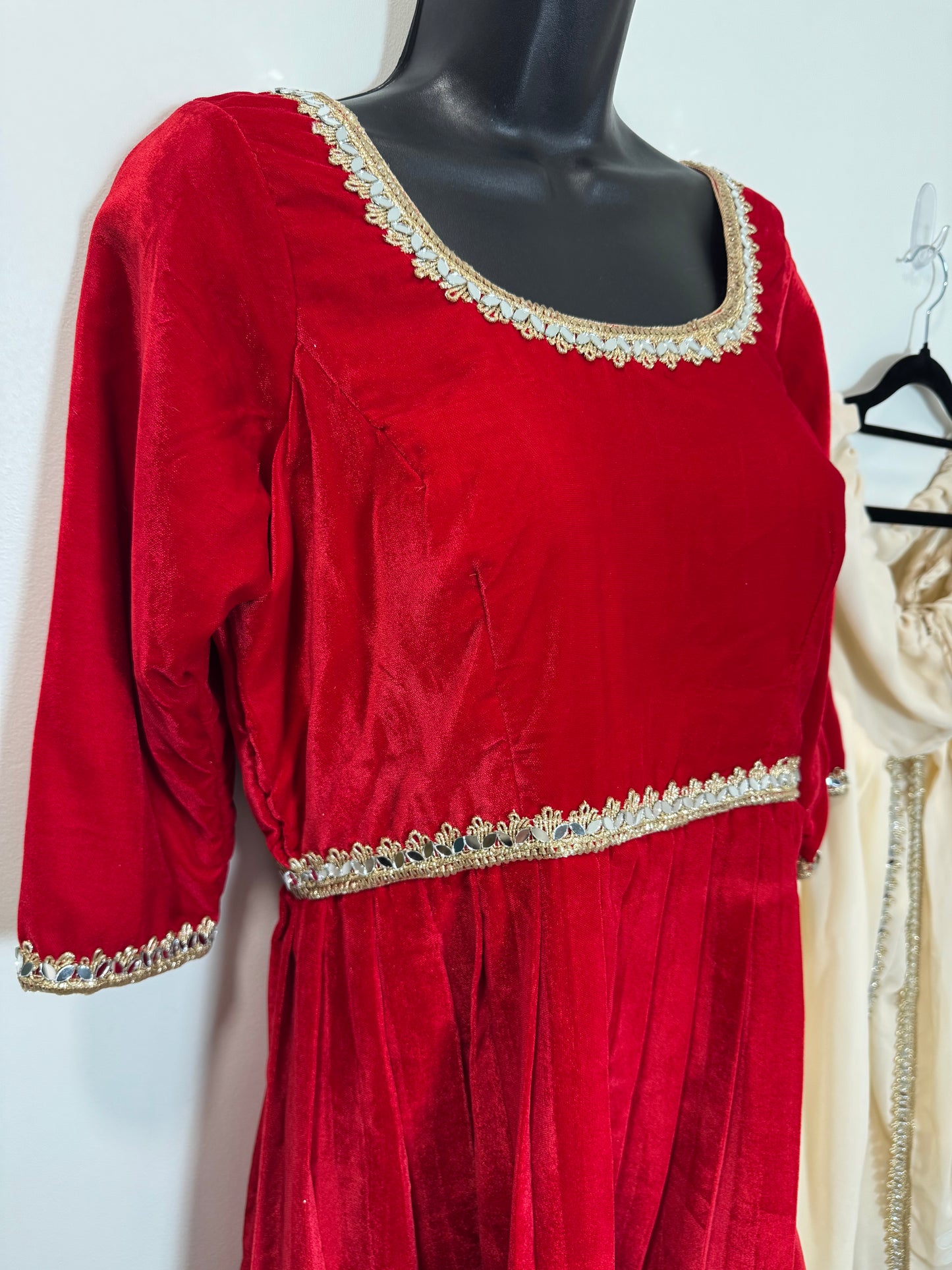 Red Beige - 36