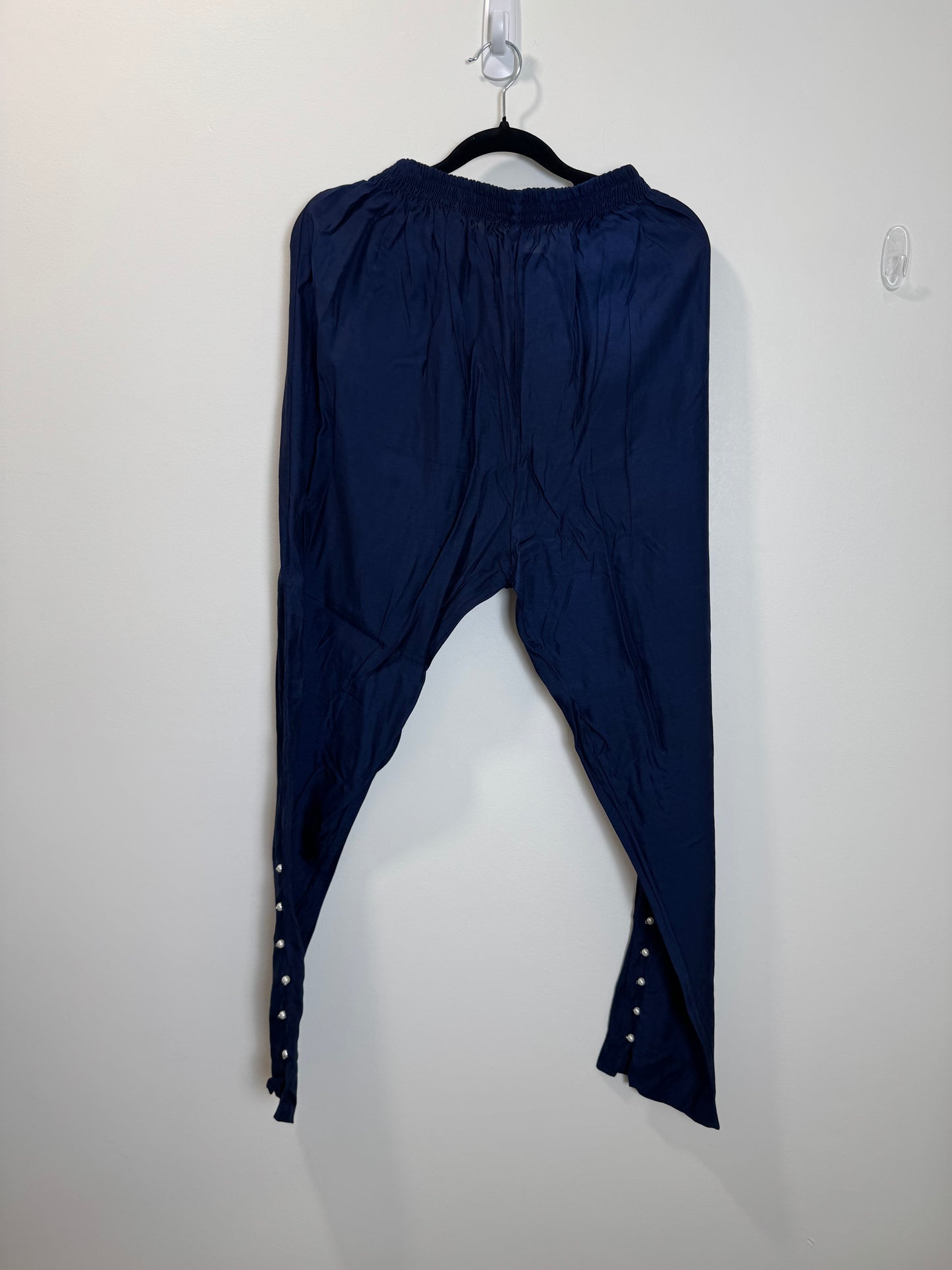 Navy Blue White - 38