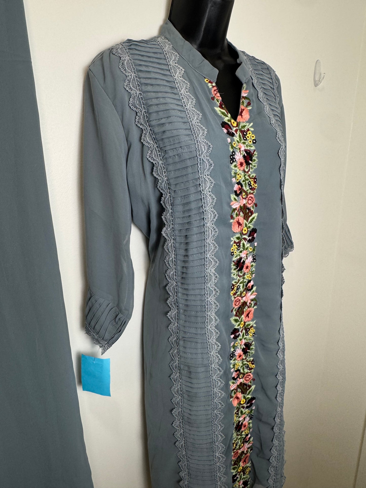 Gray Floral Lace - 46