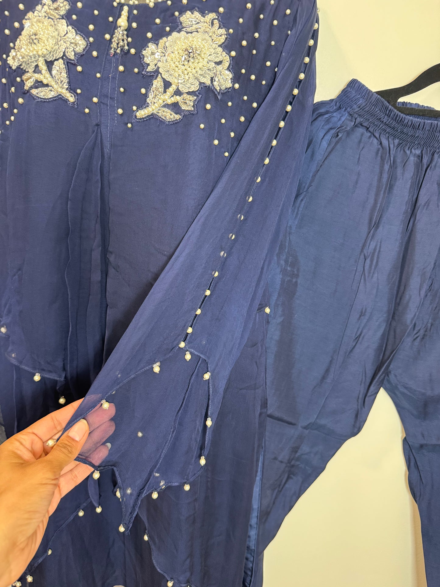 Navy Blue White - 38