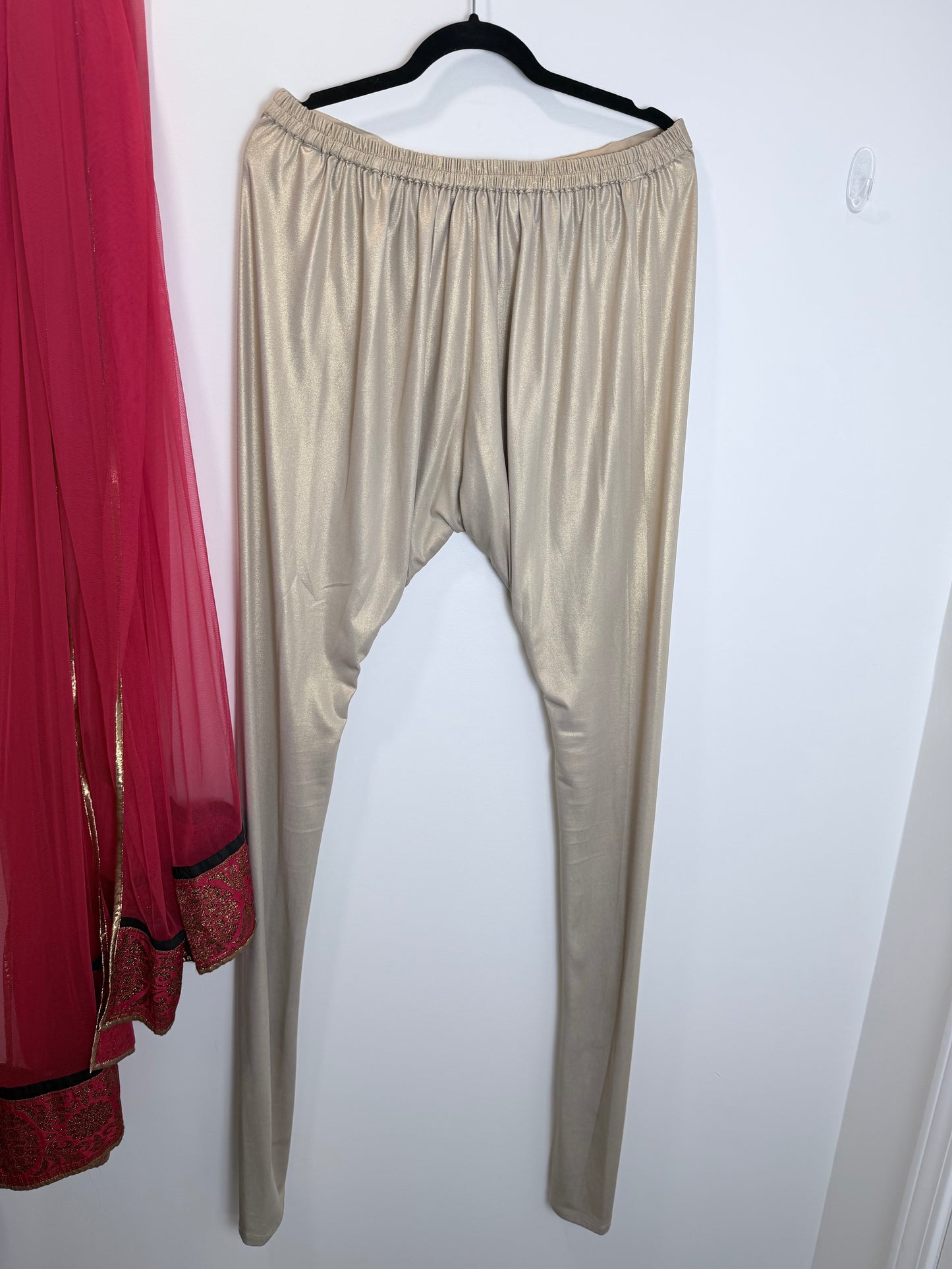 Gold Red - Size 36
