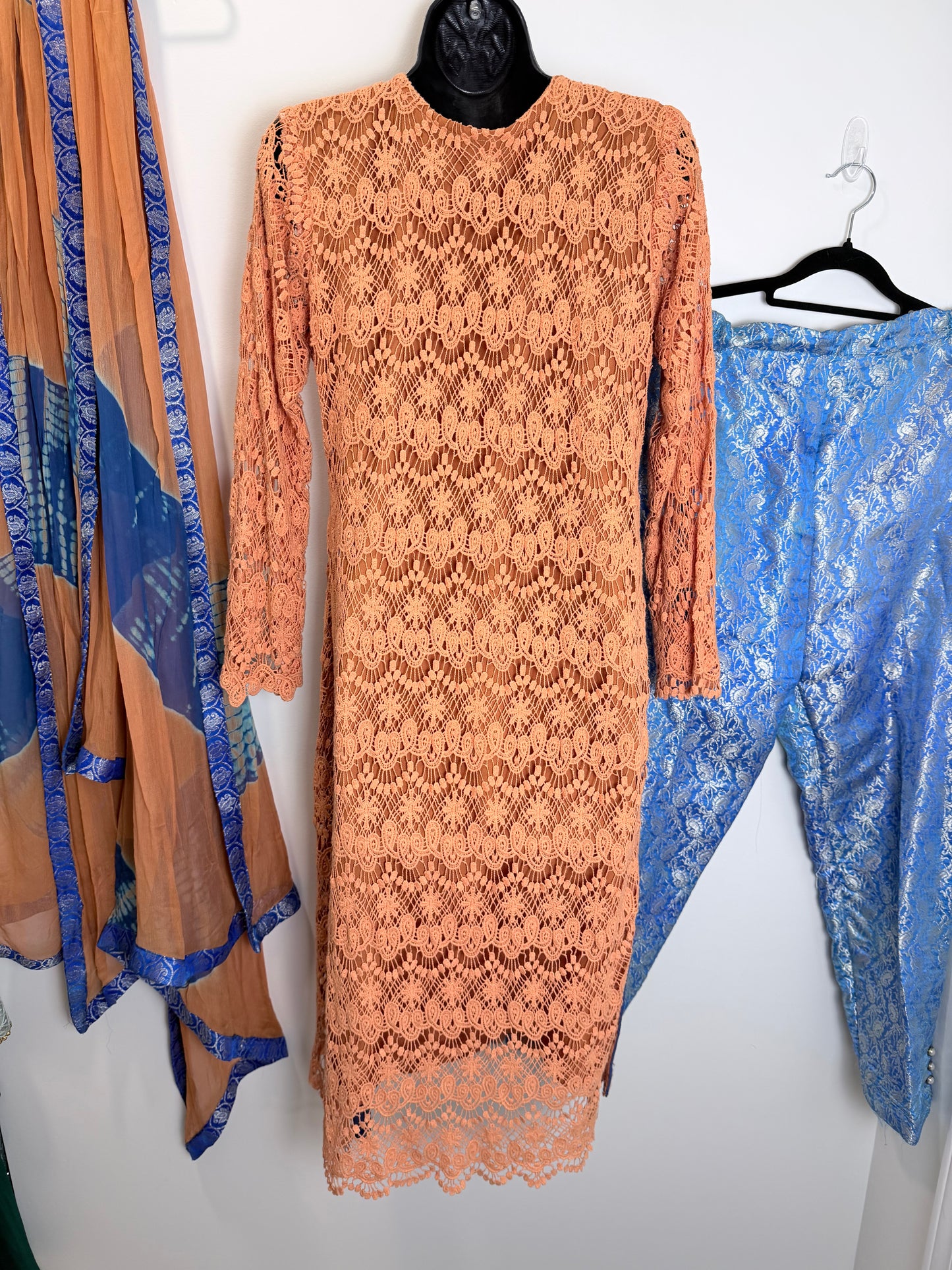 Orange Blue - Size 36