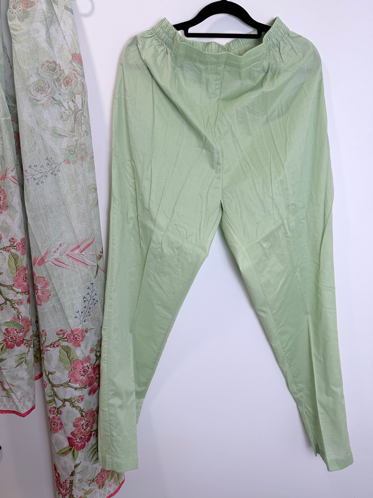 Green Floral - Size 36