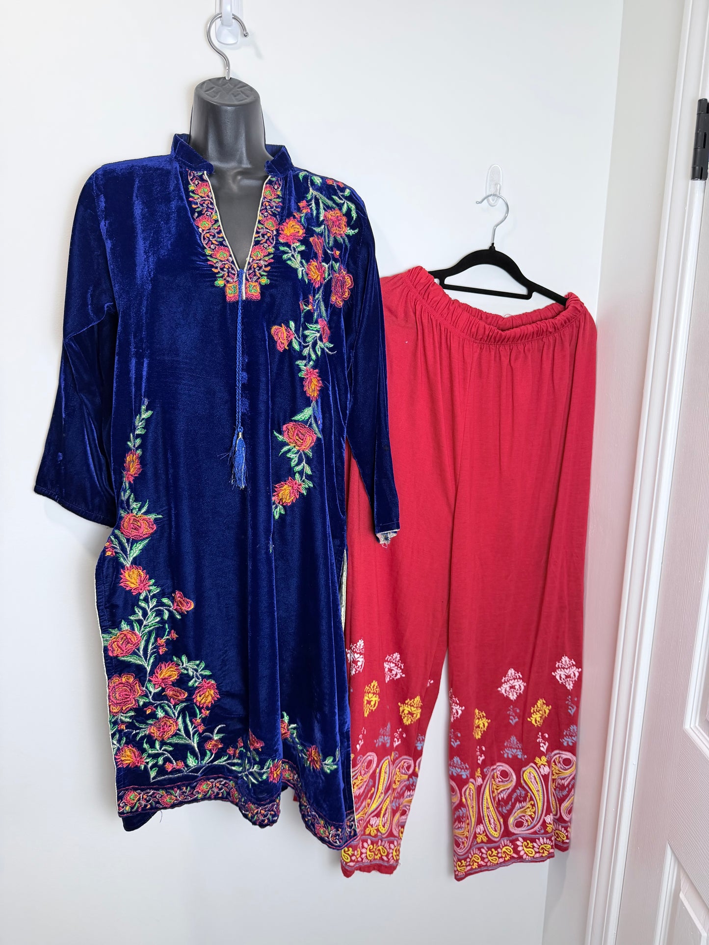 Blue Red - Size 40