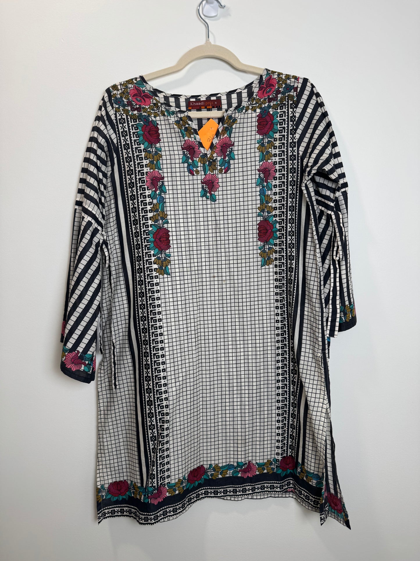 White Black Floral Print Kurta - 36
