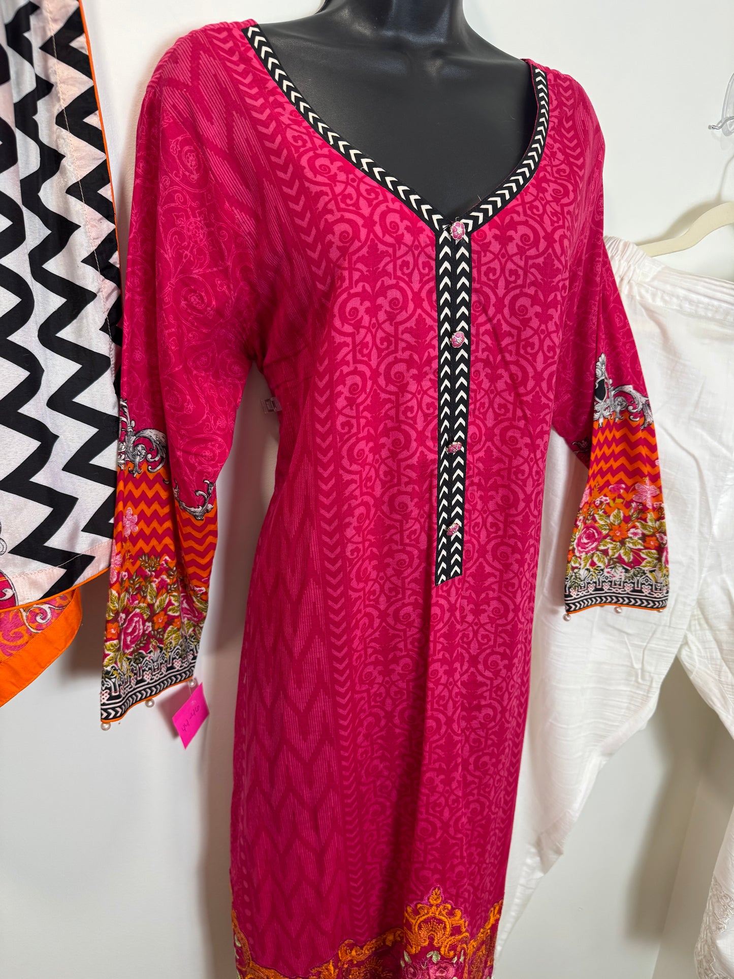 Pink Orange White - 44