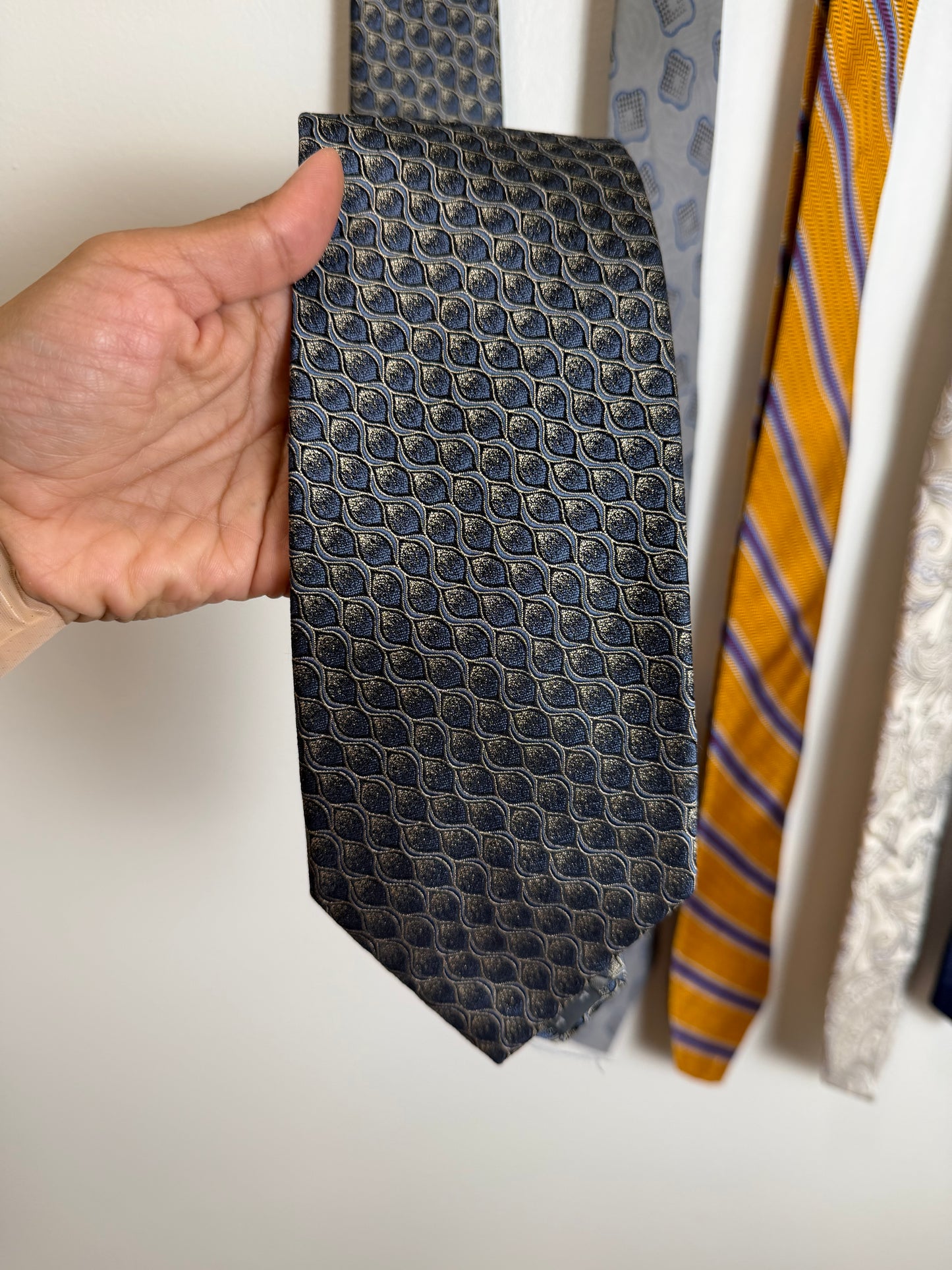 Vintage Designer Men’s Tie Lot of 5 – DKNY, Ike Behar, Robert Talbott, Brandini & Stockton