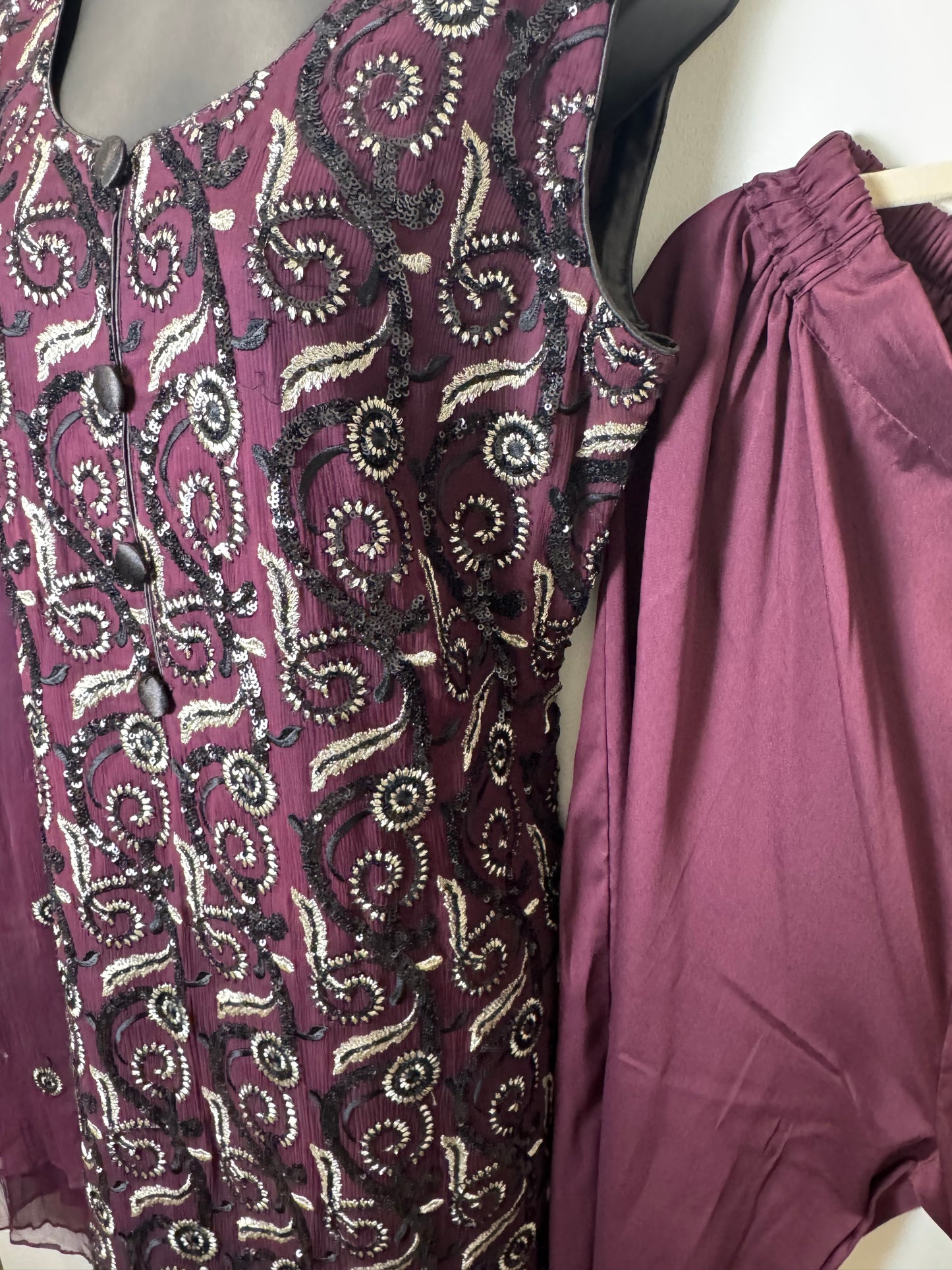 Maroon Circles Suit - 44