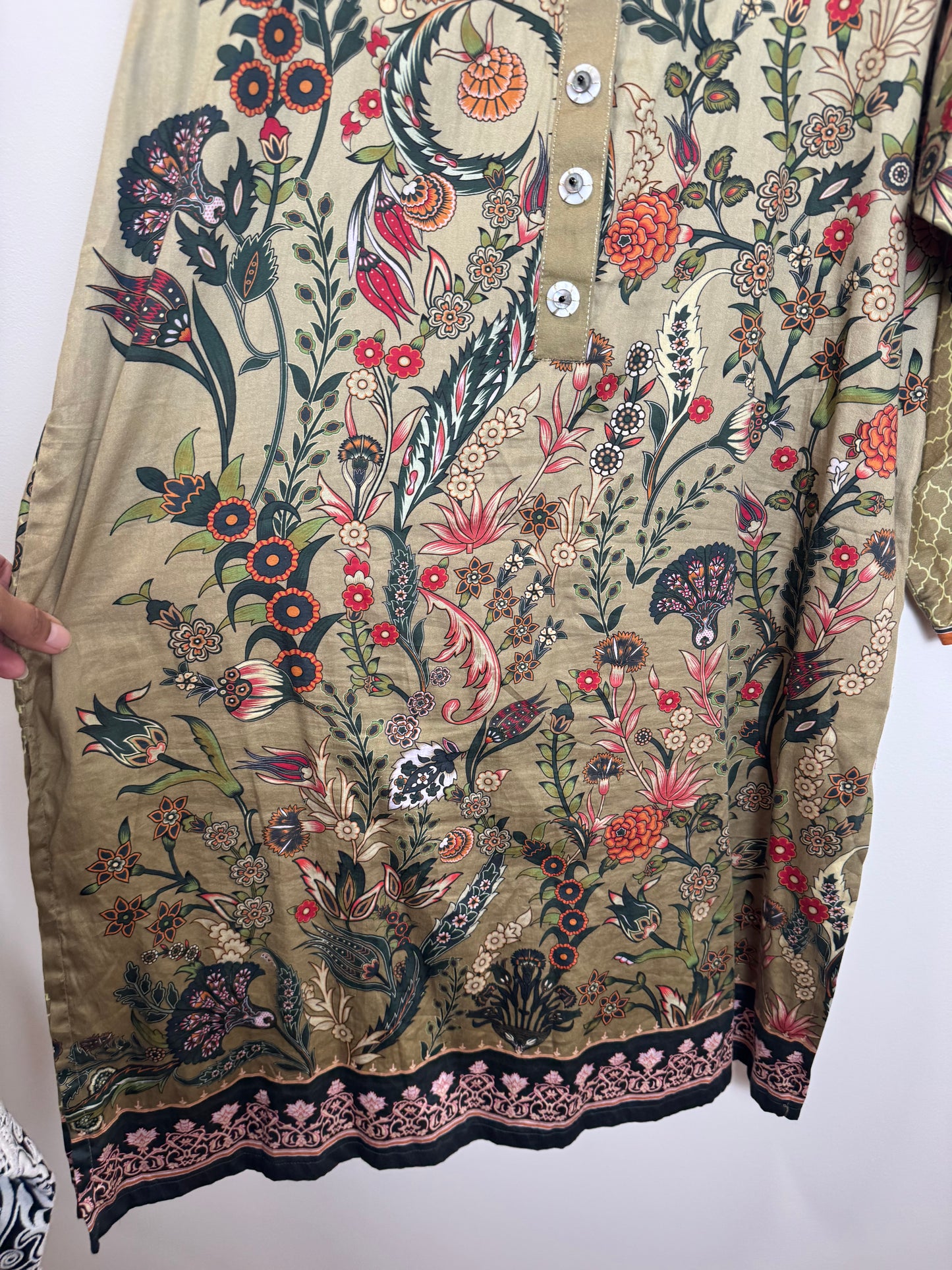 Beige green floral kurta - 46