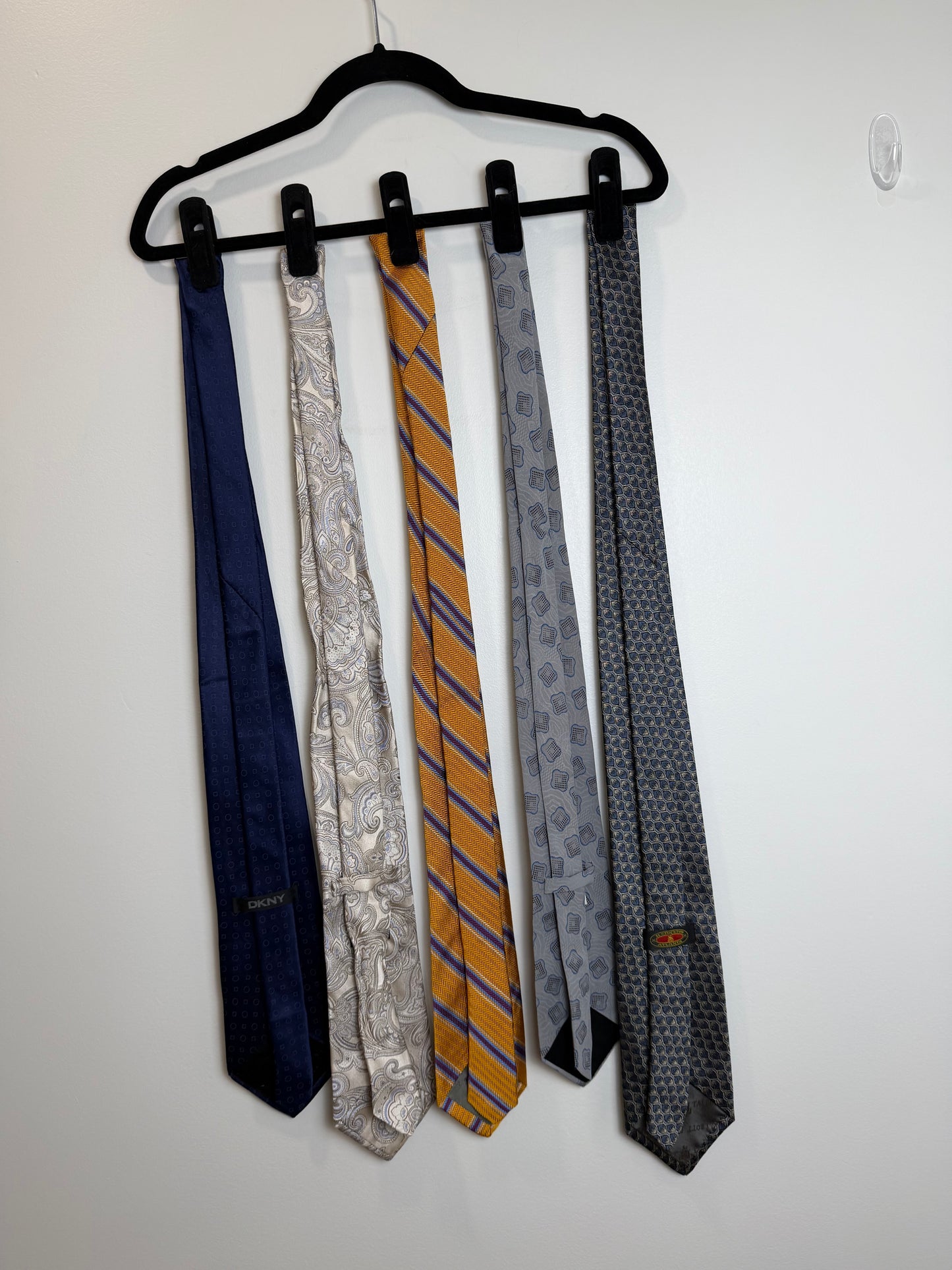 Vintage Designer Men’s Tie Lot of 5 – DKNY, Ike Behar, Robert Talbott, Brandini & Stockton