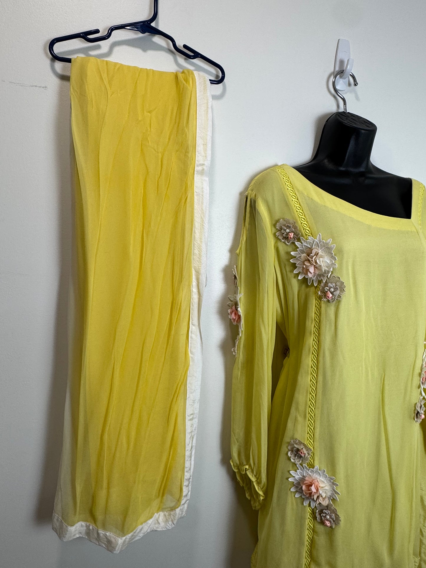 Yellow Flower Suit - 44