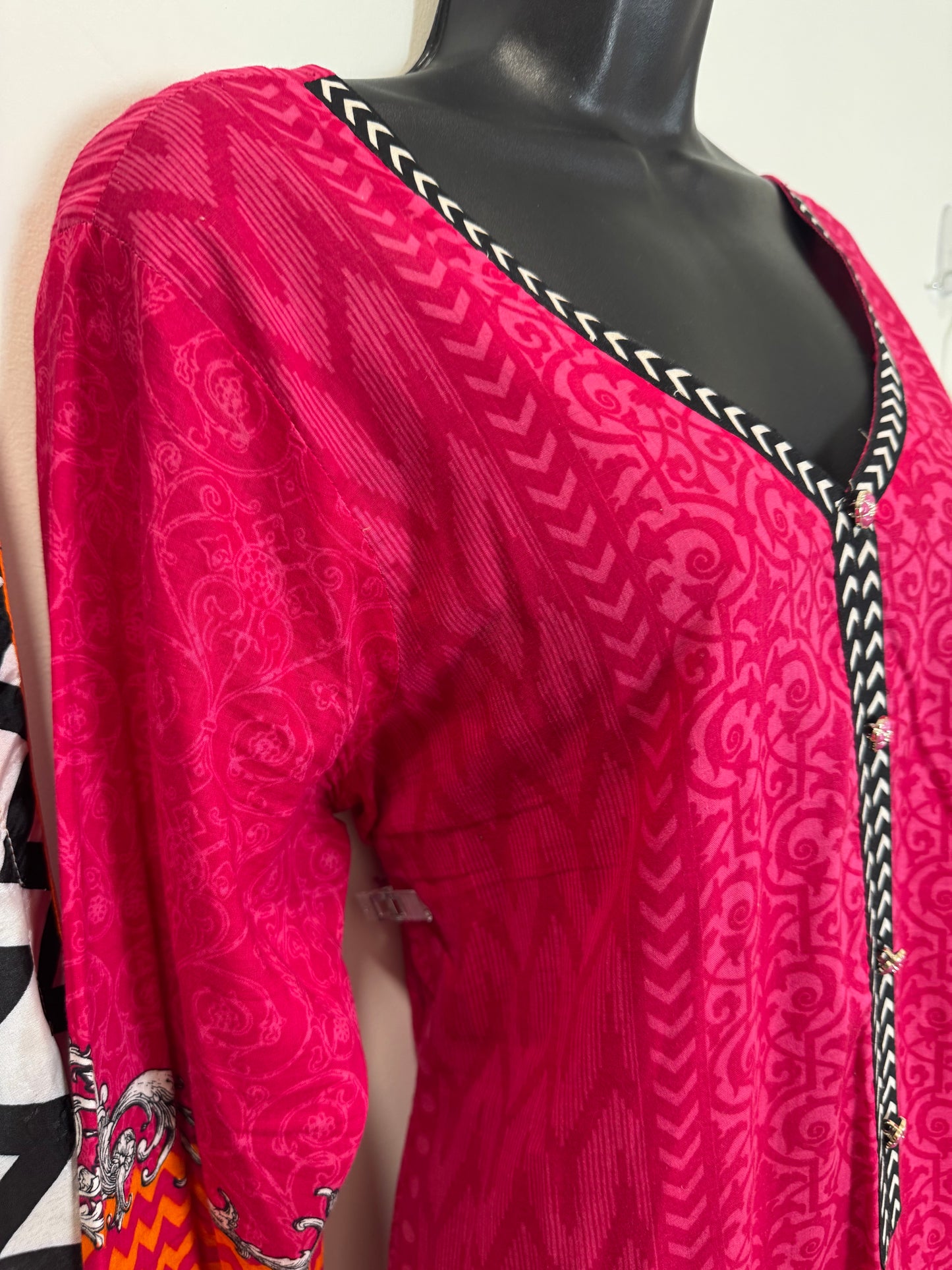 Pink Orange White - 44