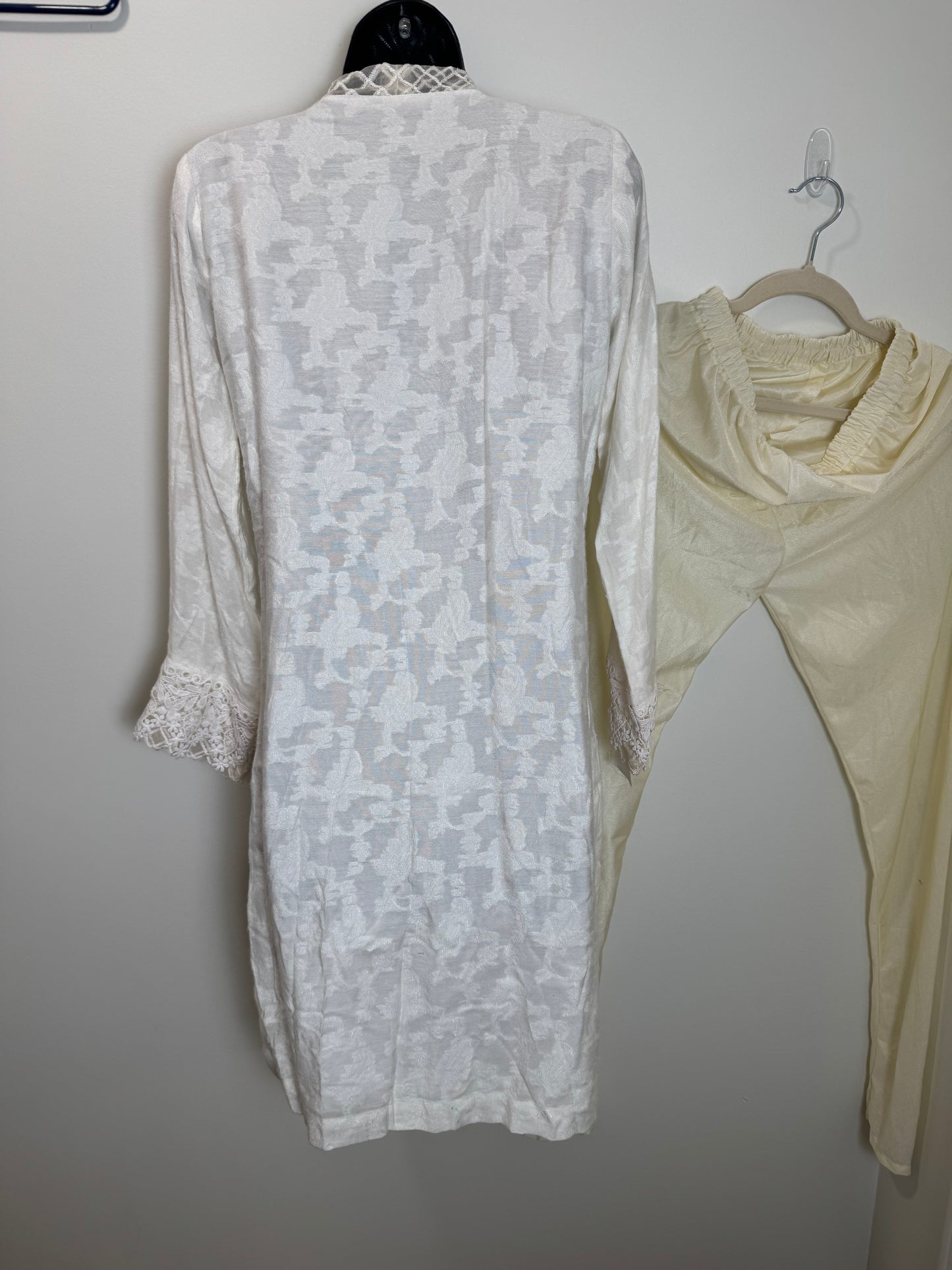 White Off White - 34