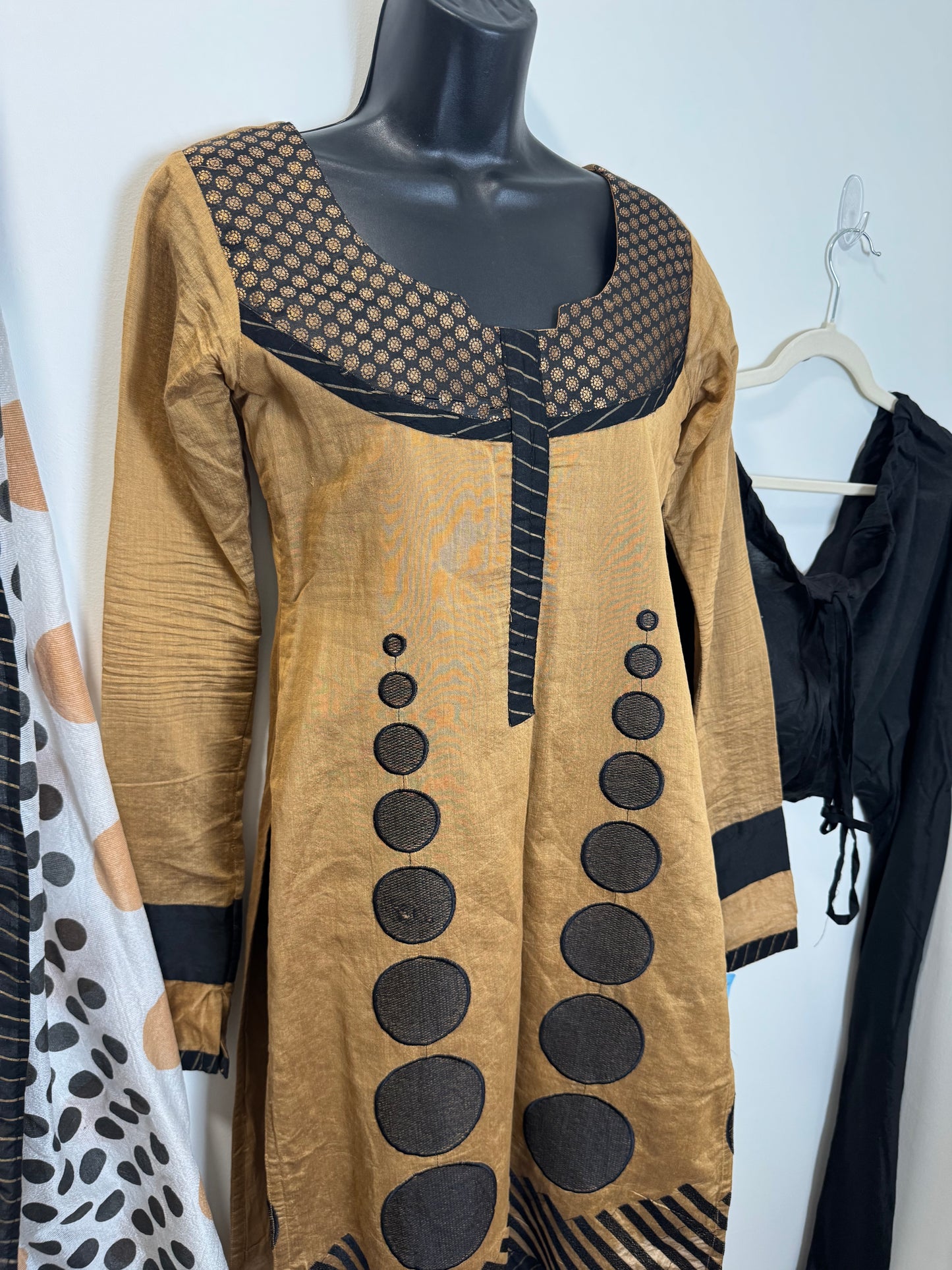 Brown Black -34