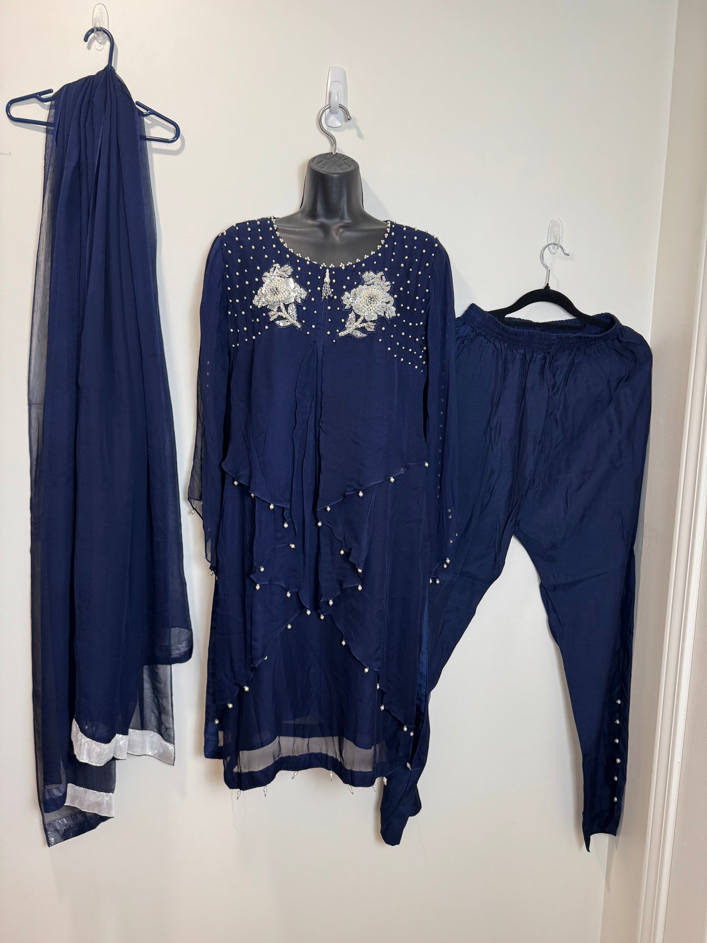 Navy Blue White - 38