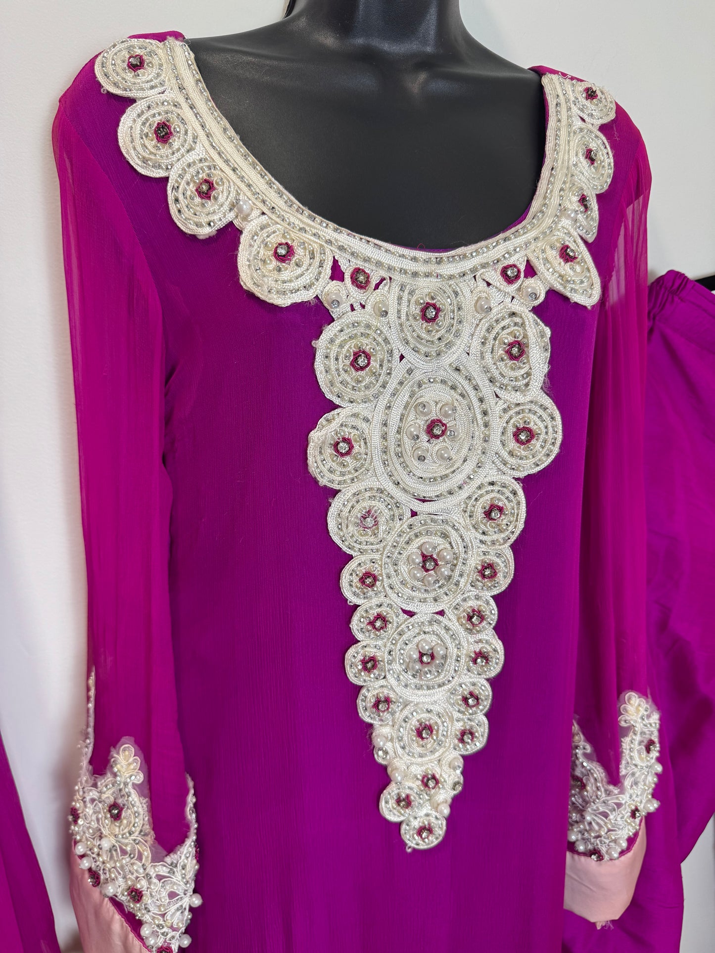 Pink White Pearl - 36
