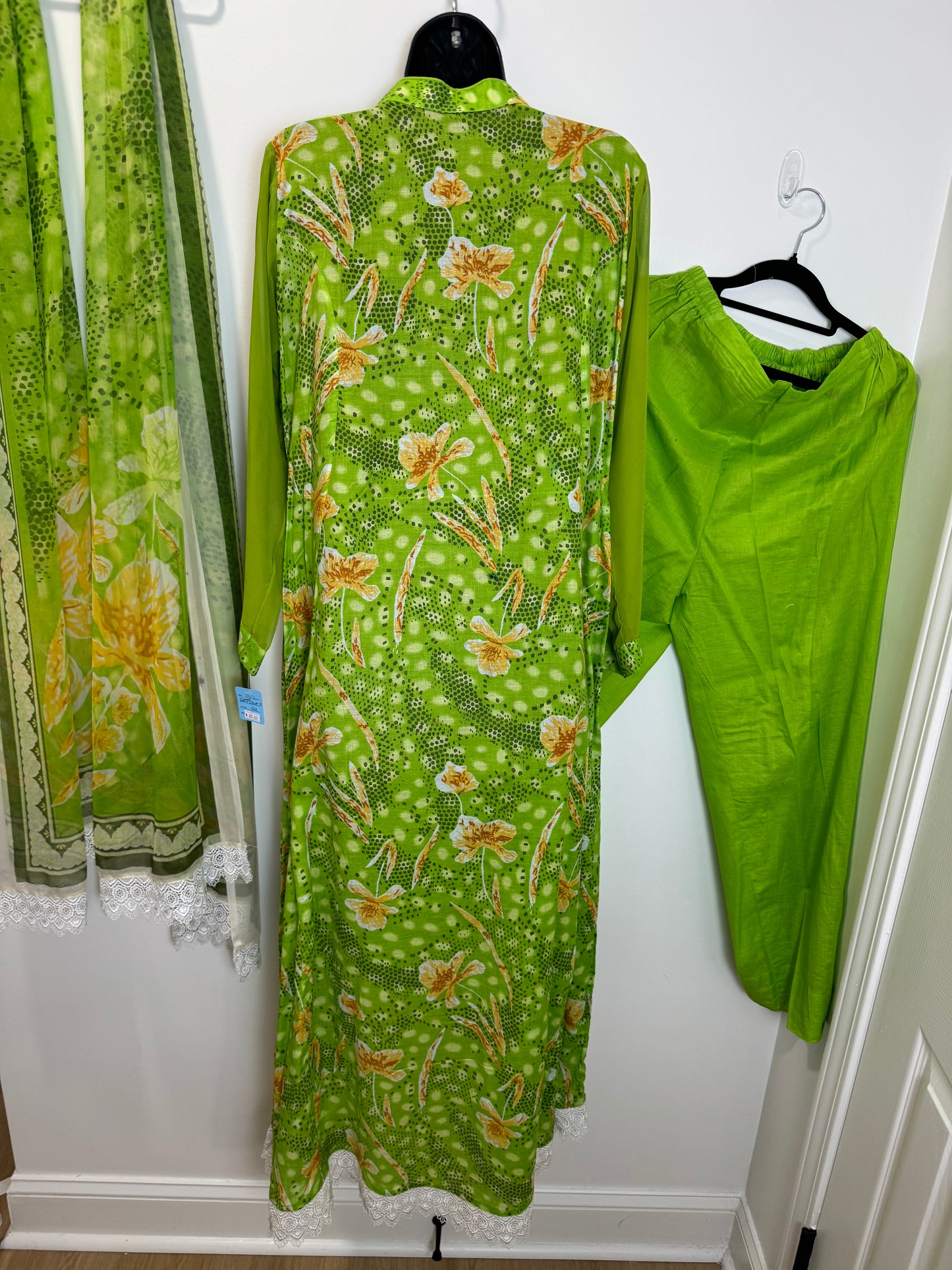 Bright Green White - 42