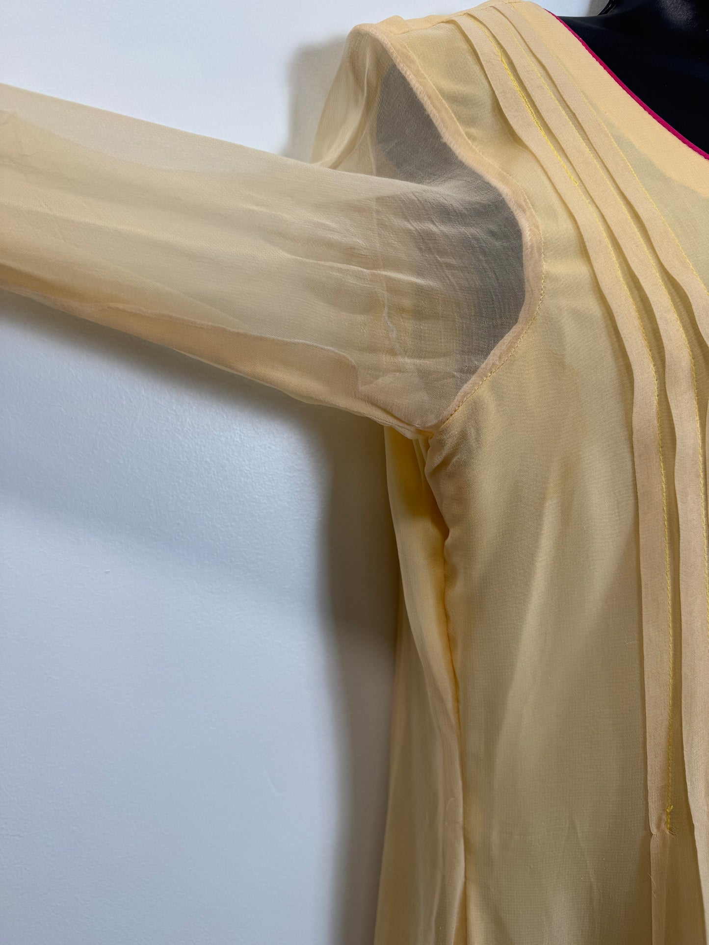 Shaded Beige Red - 38