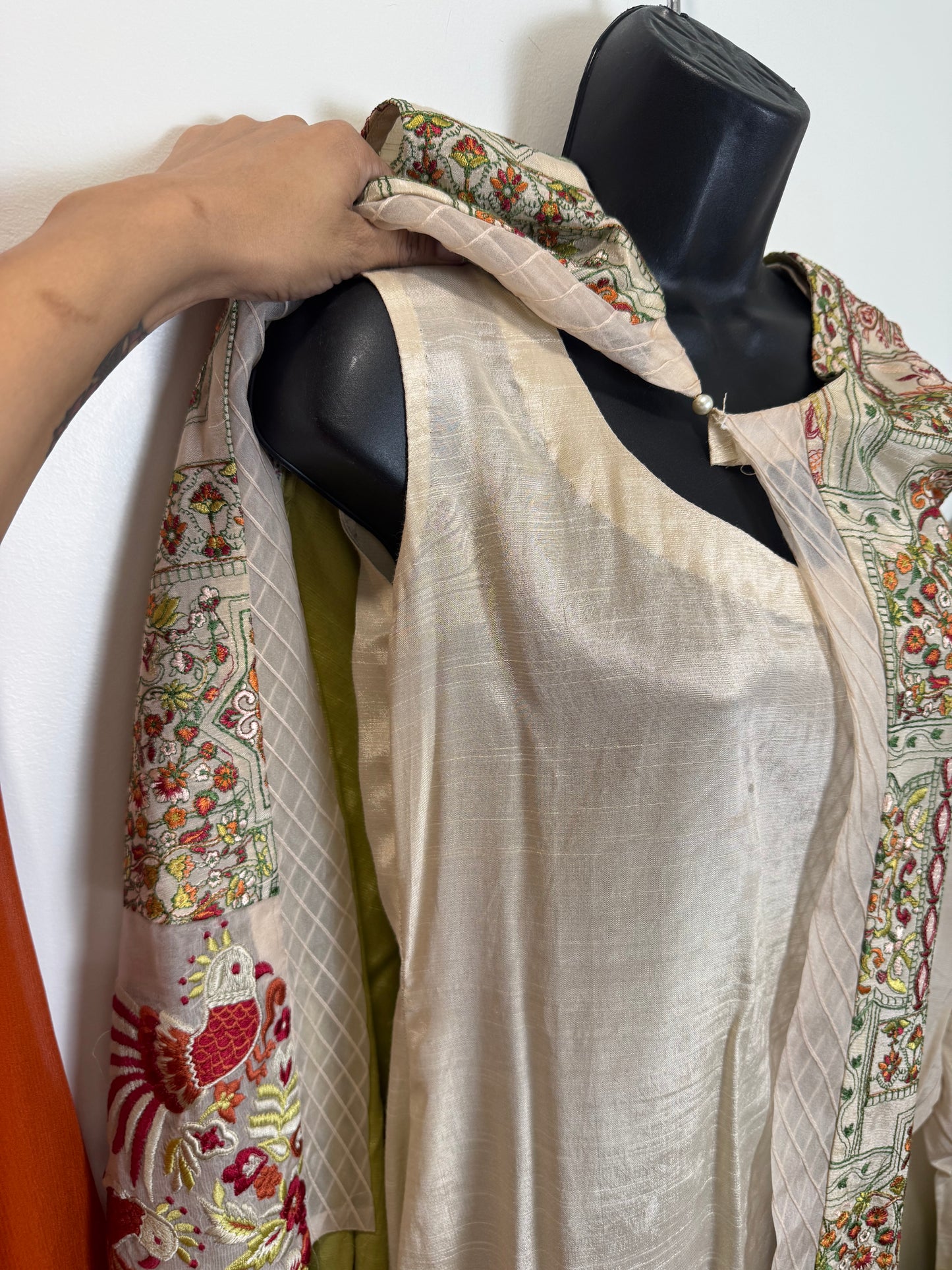 Beige Green Orange - 34