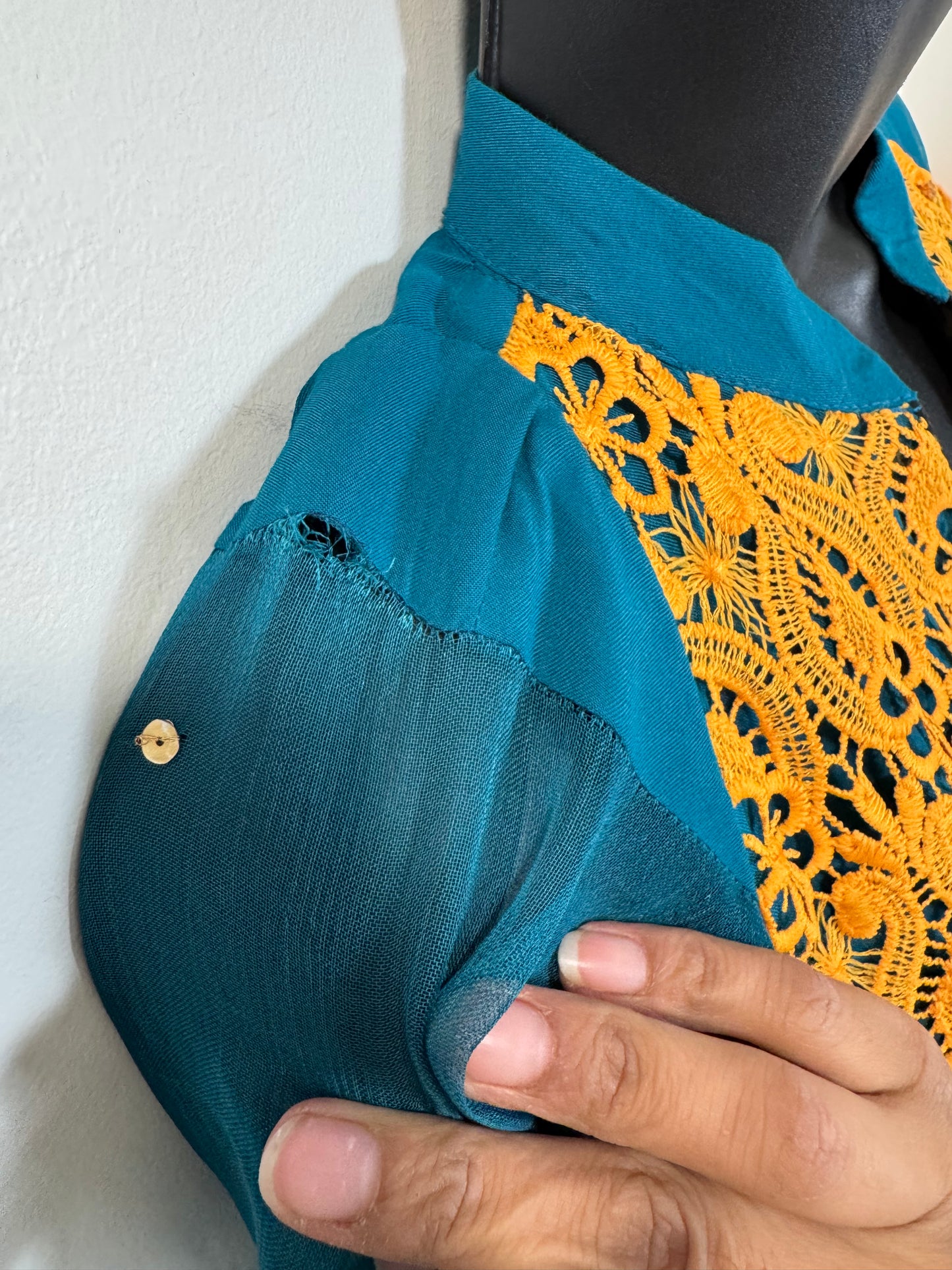 Blue Yellow Lace - 36