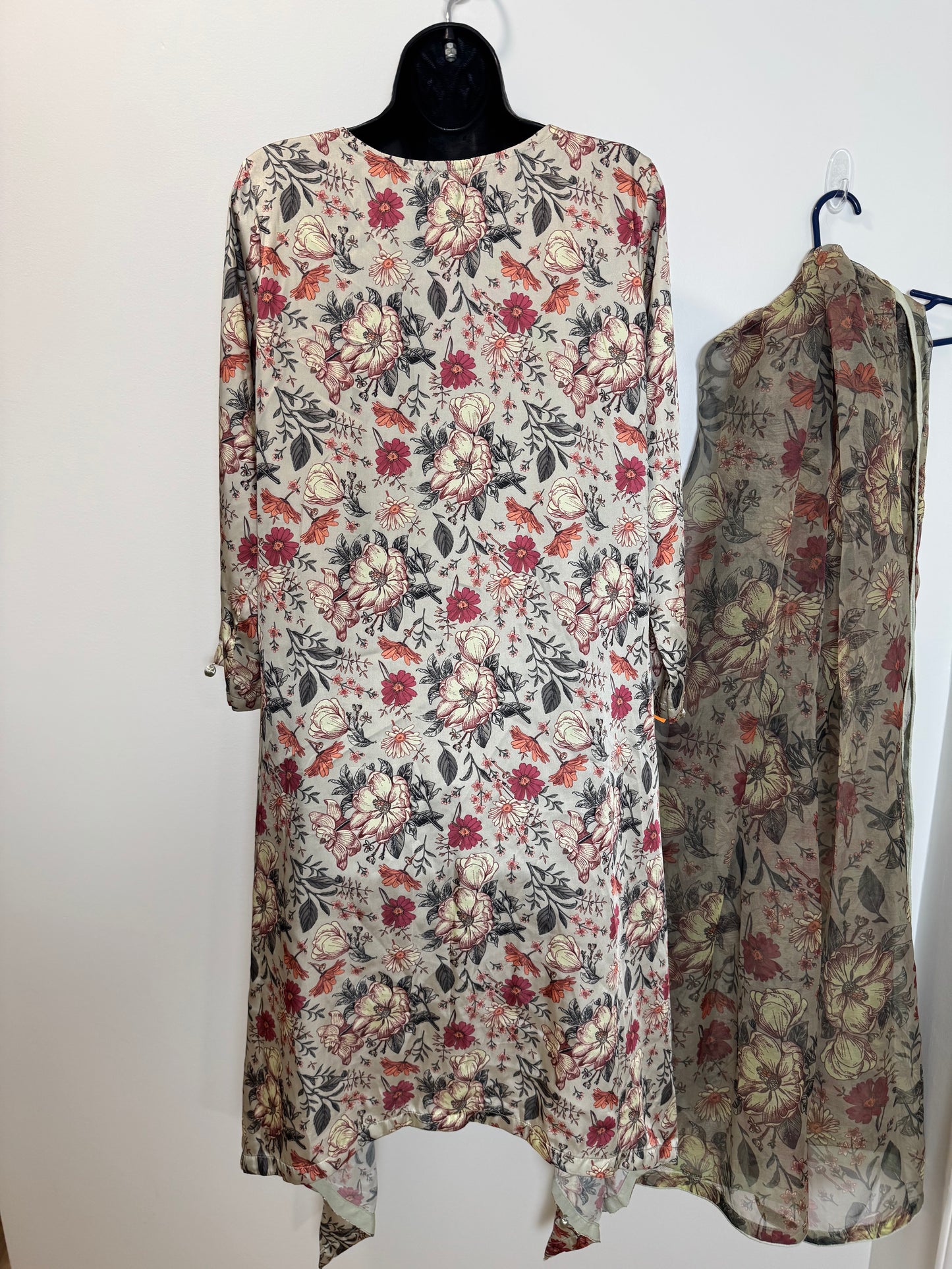 Beige Floral - 42