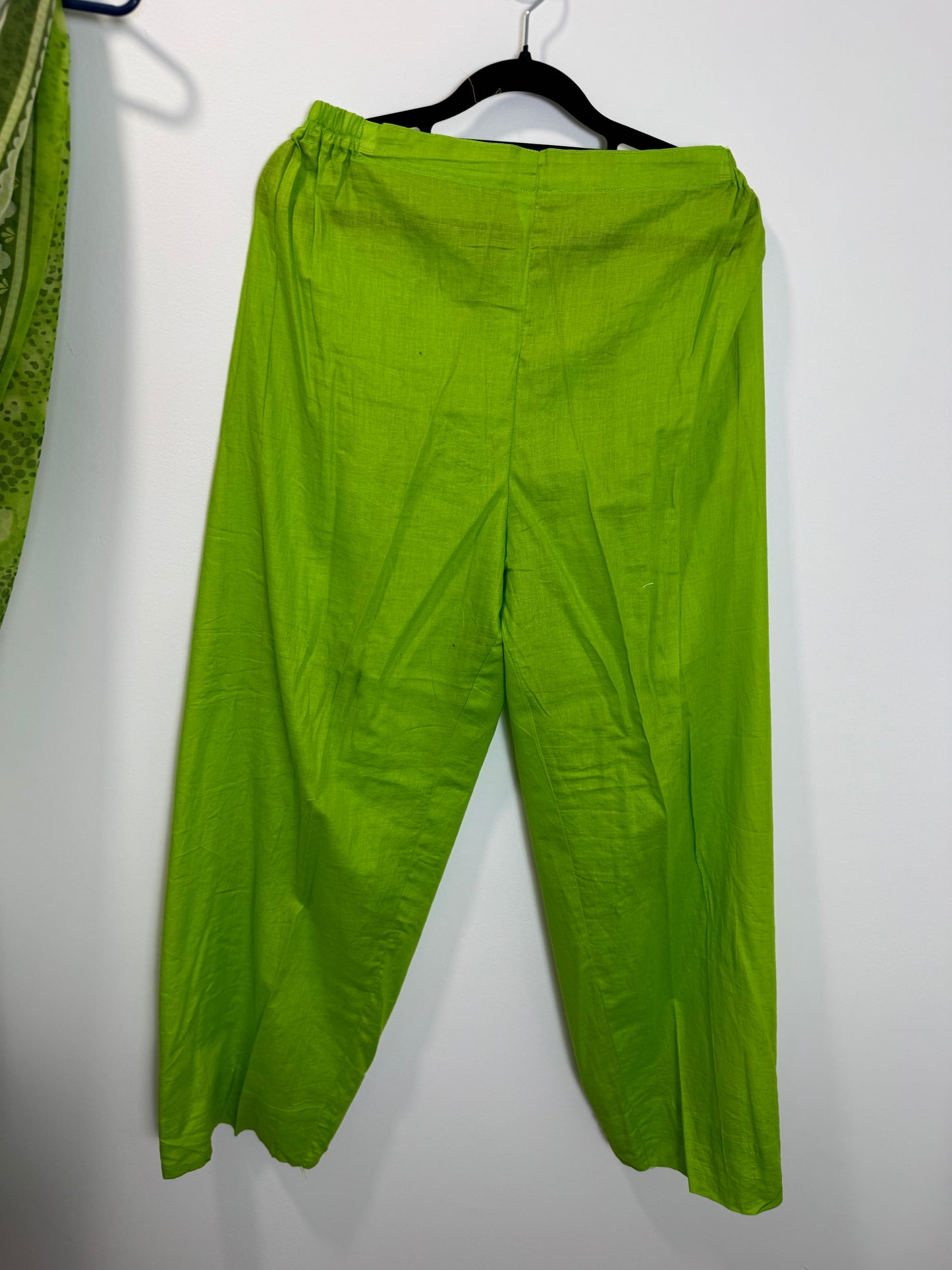 Bright Green White - 42