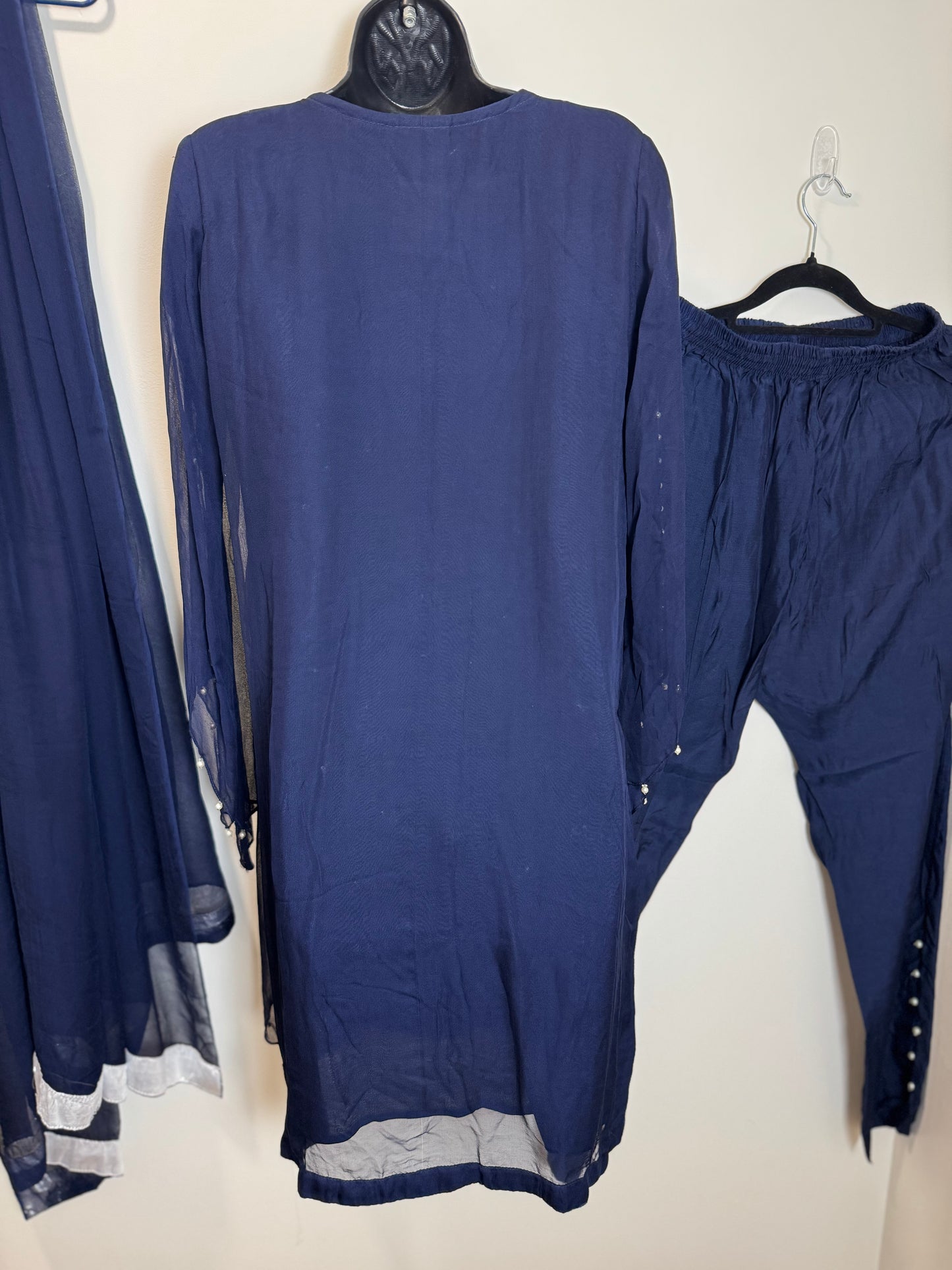 Navy Blue White - 38