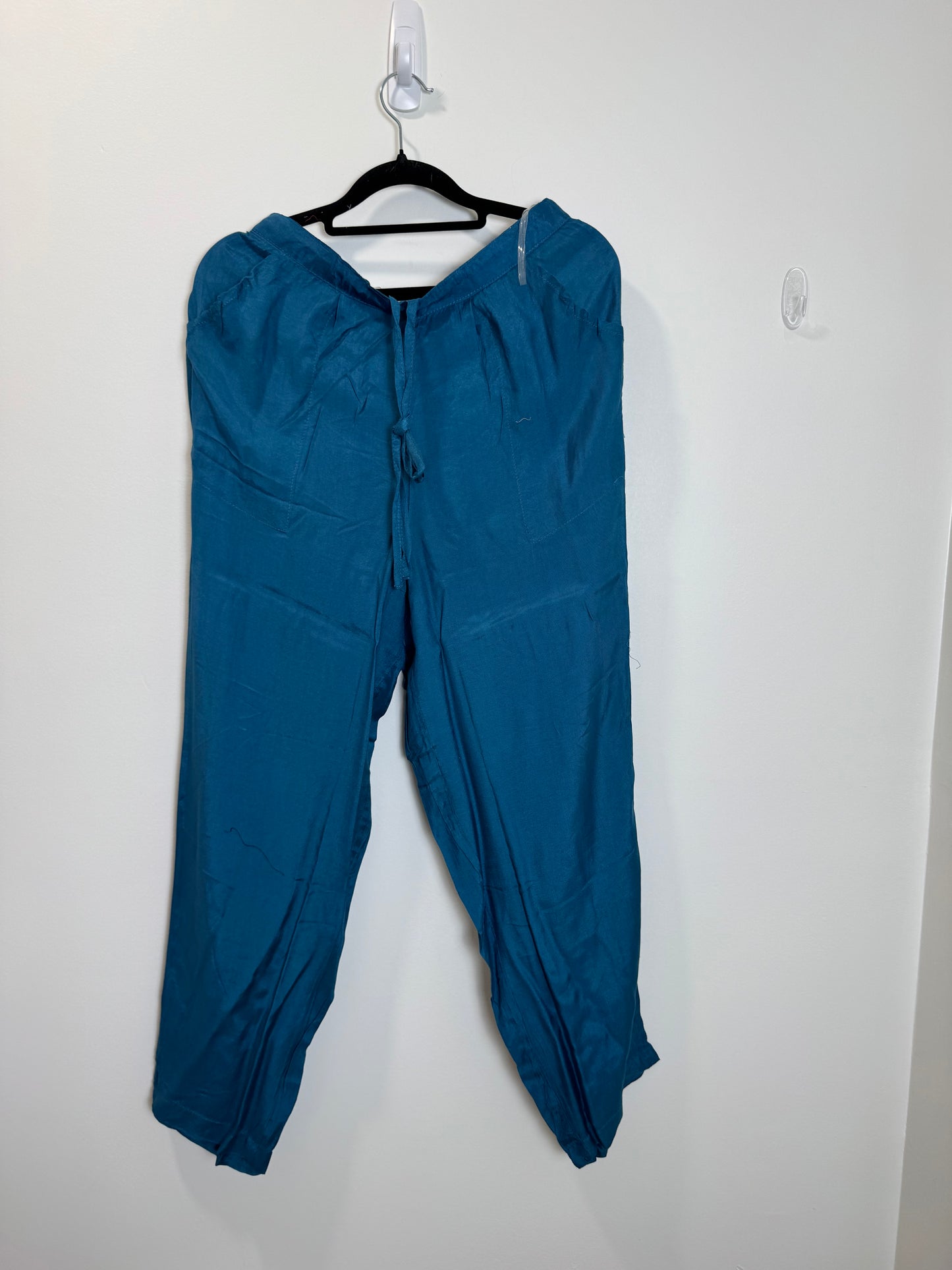 Blue Floral NWT - 38