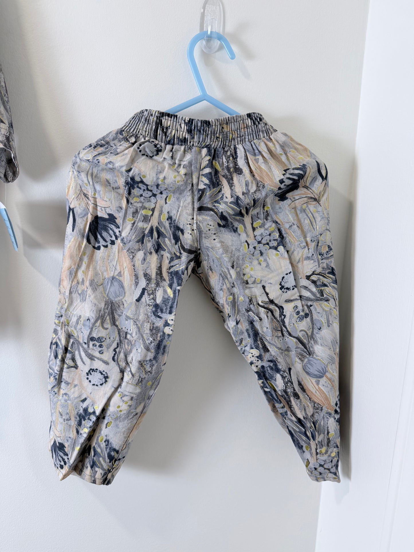 Gray Pant Suit - Kids Size 18