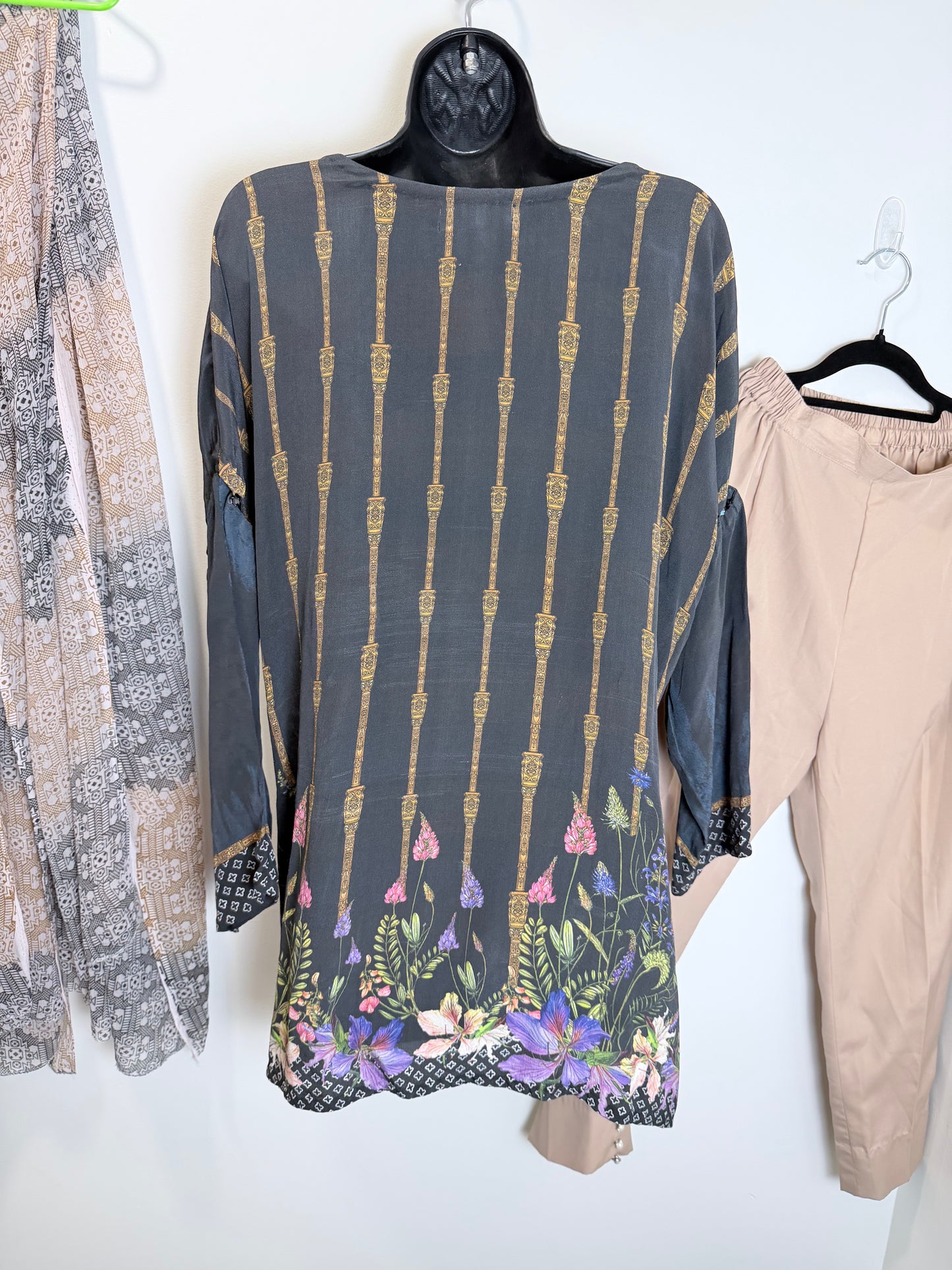 Black Beige Print - Size 40