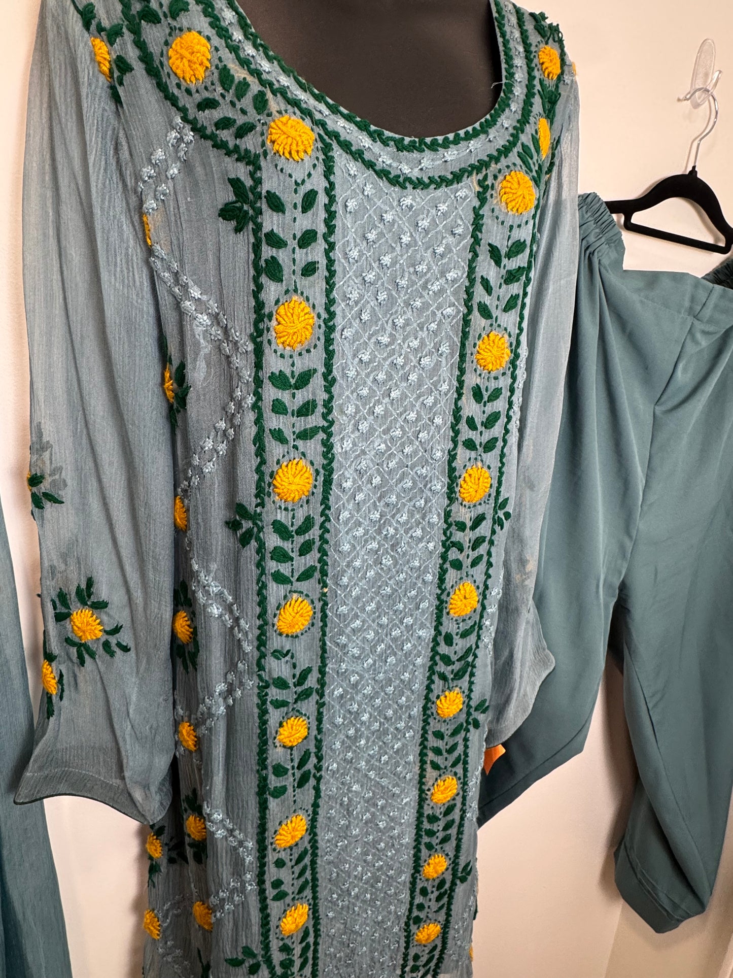 Green Yellow Suit - 44