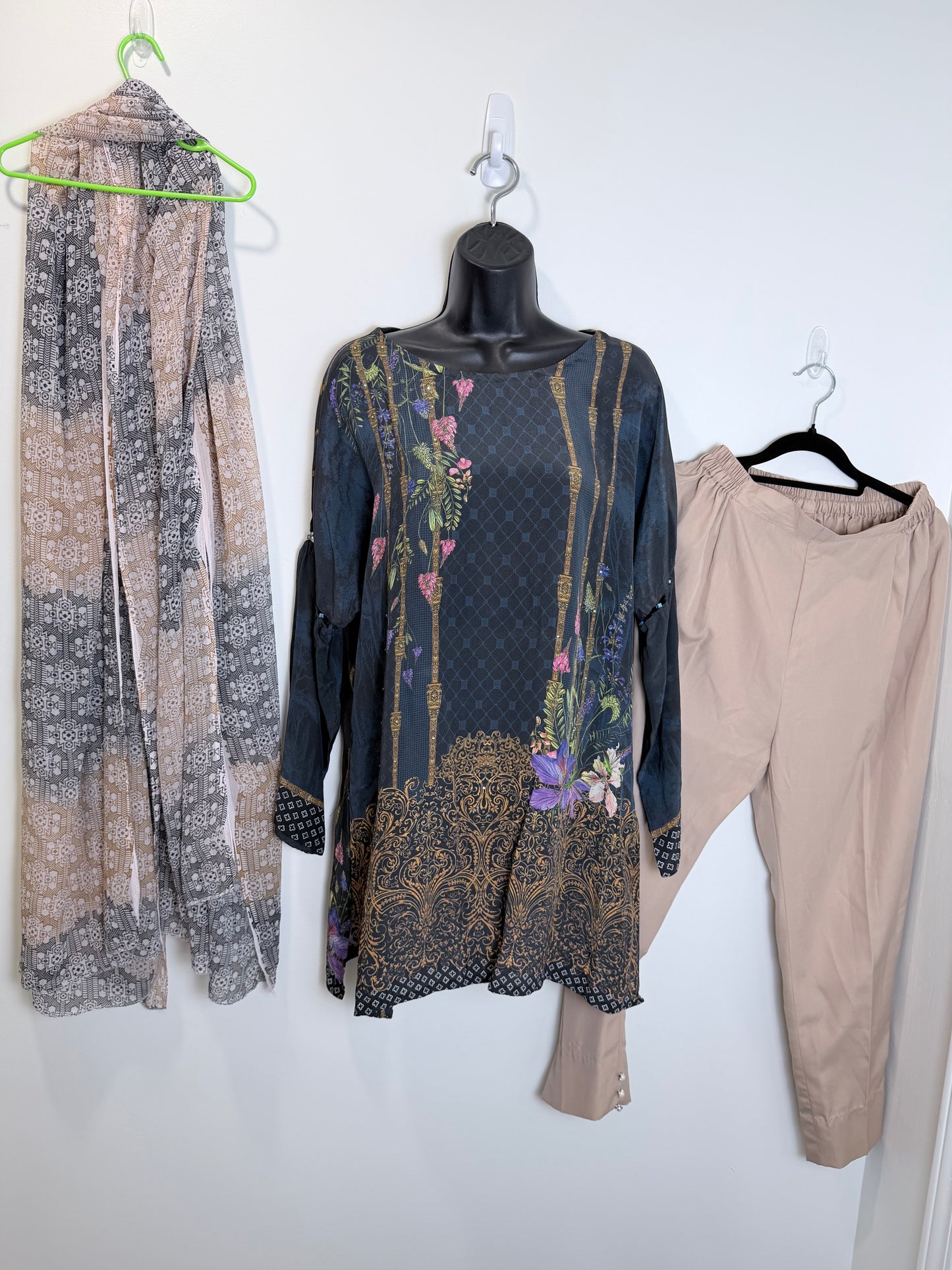 Black Beige Print - Size 40