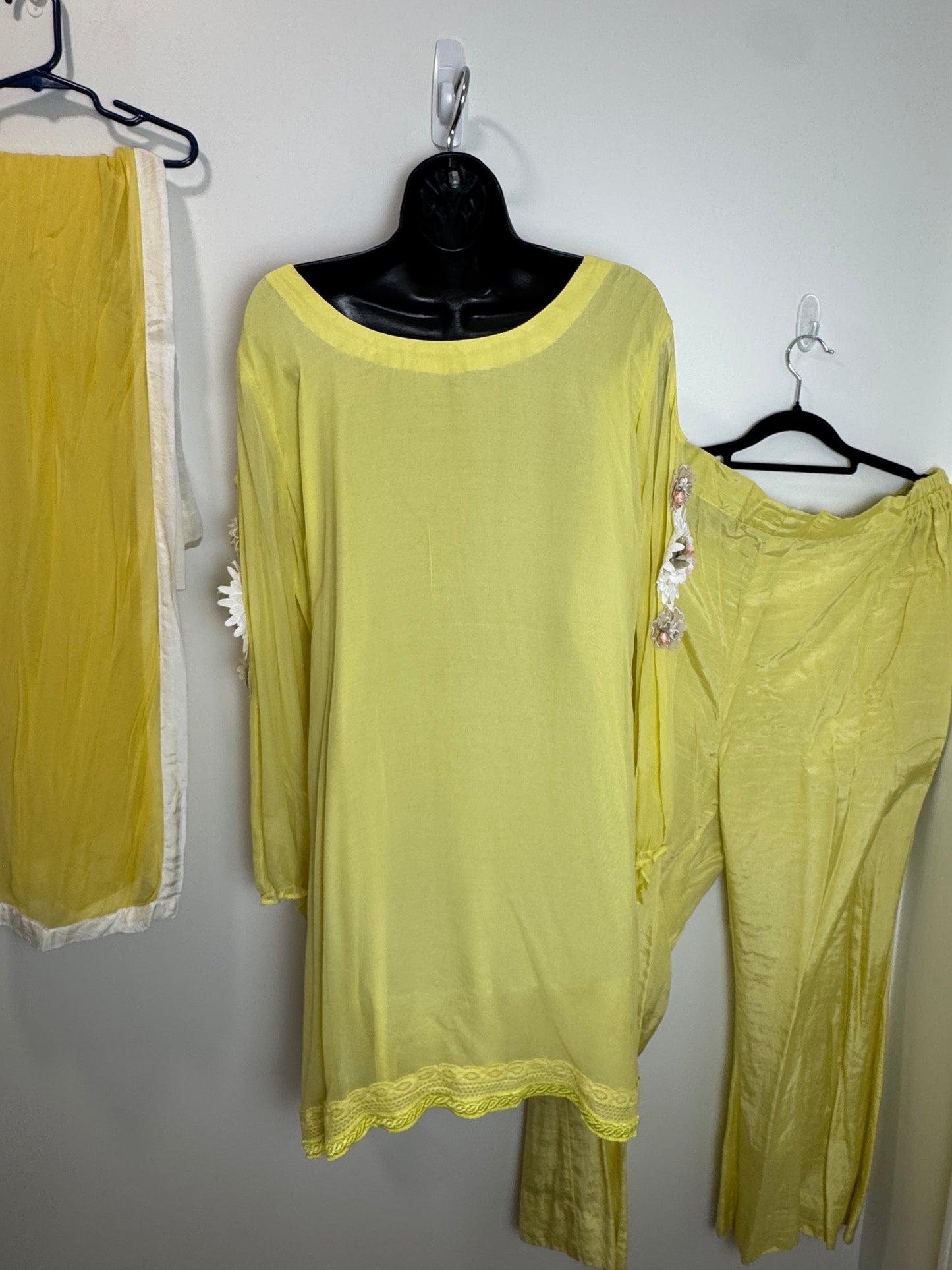 Yellow Flower Suit - 44