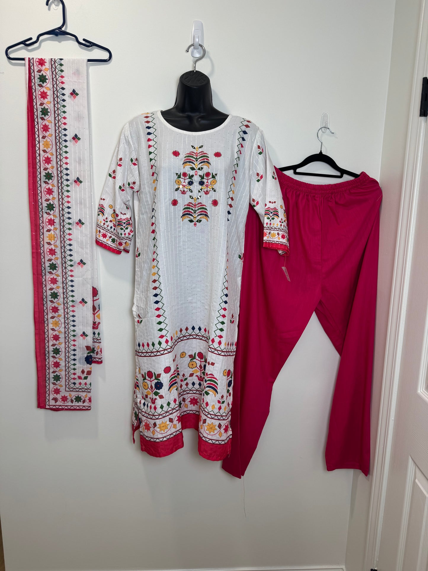 White Pink - 42