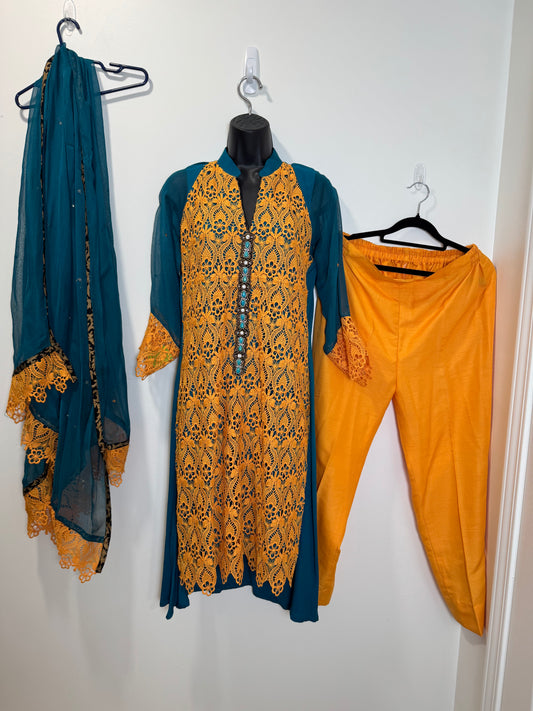 Blue Yellow Lace - 36